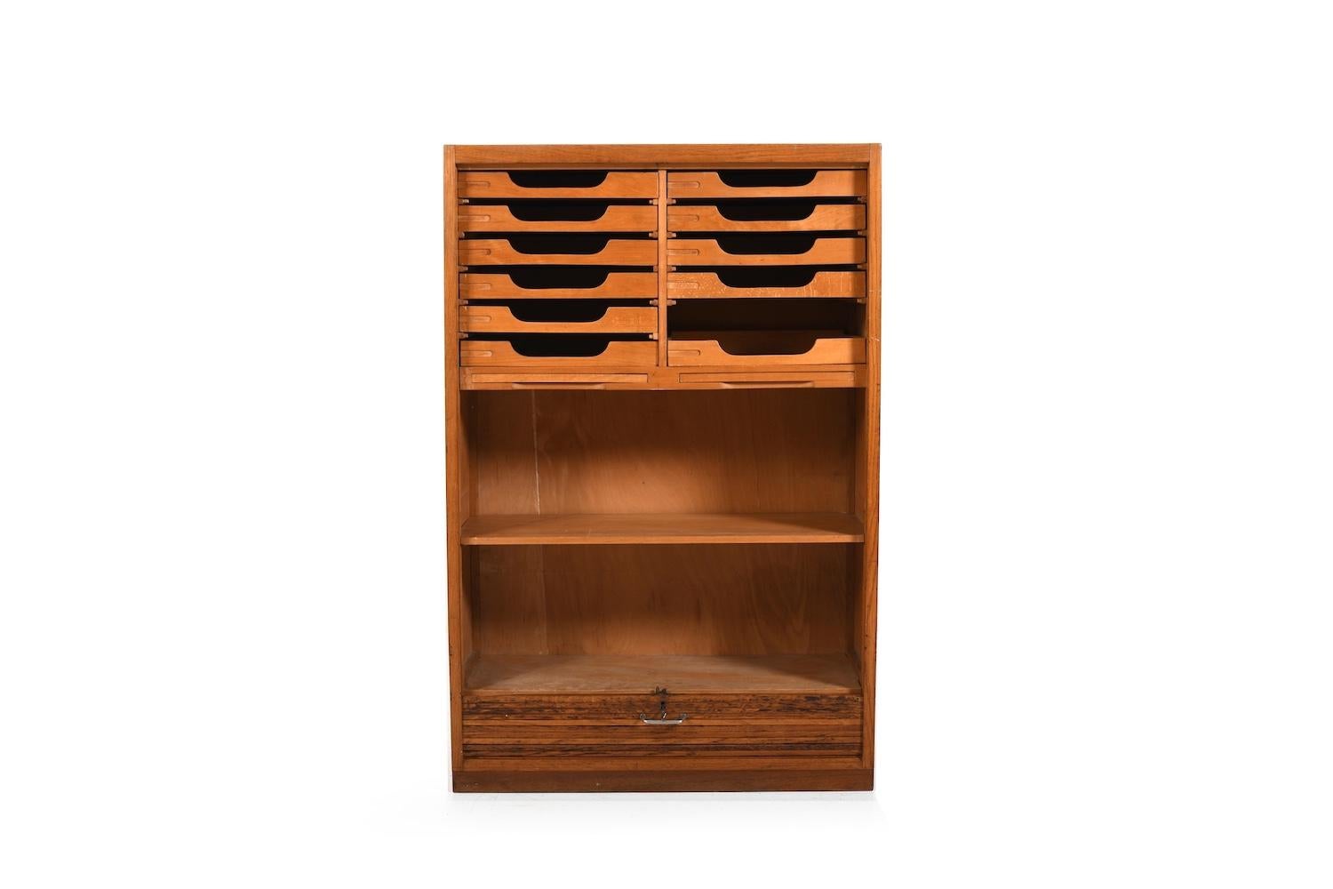 Hans Wegner Rollladenschrank für Plan Møbler 1940er Jahre im Zustand „Gut“ im Angebot in Handewitt, DE
