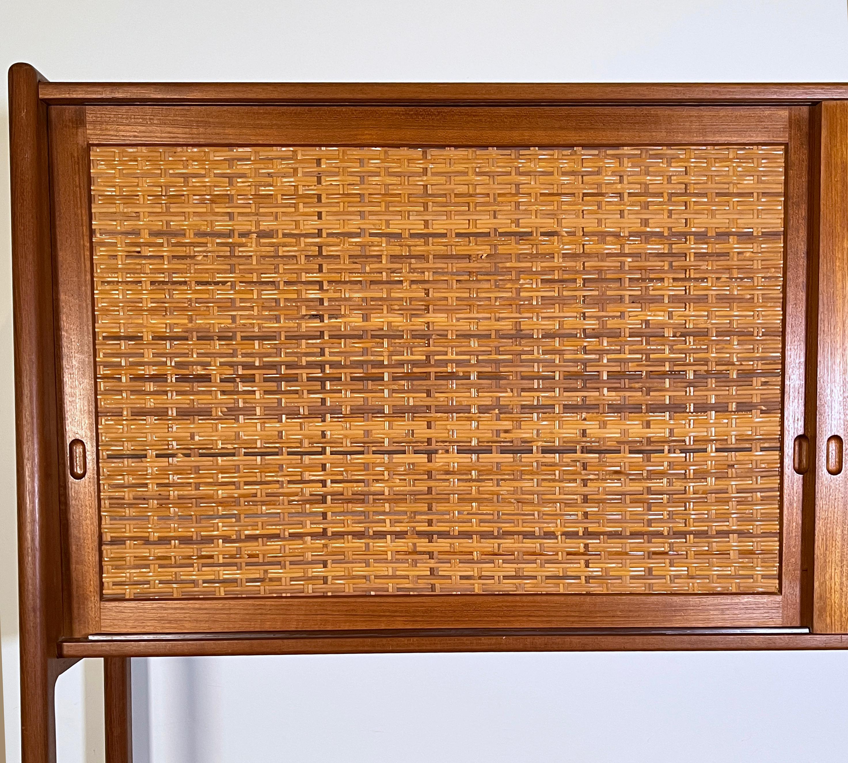 Hans Wegner Teak and Cane Sideboard Credenza for Ry Møbler, Circa 1960s In Good Condition For Sale In Peabody, MA