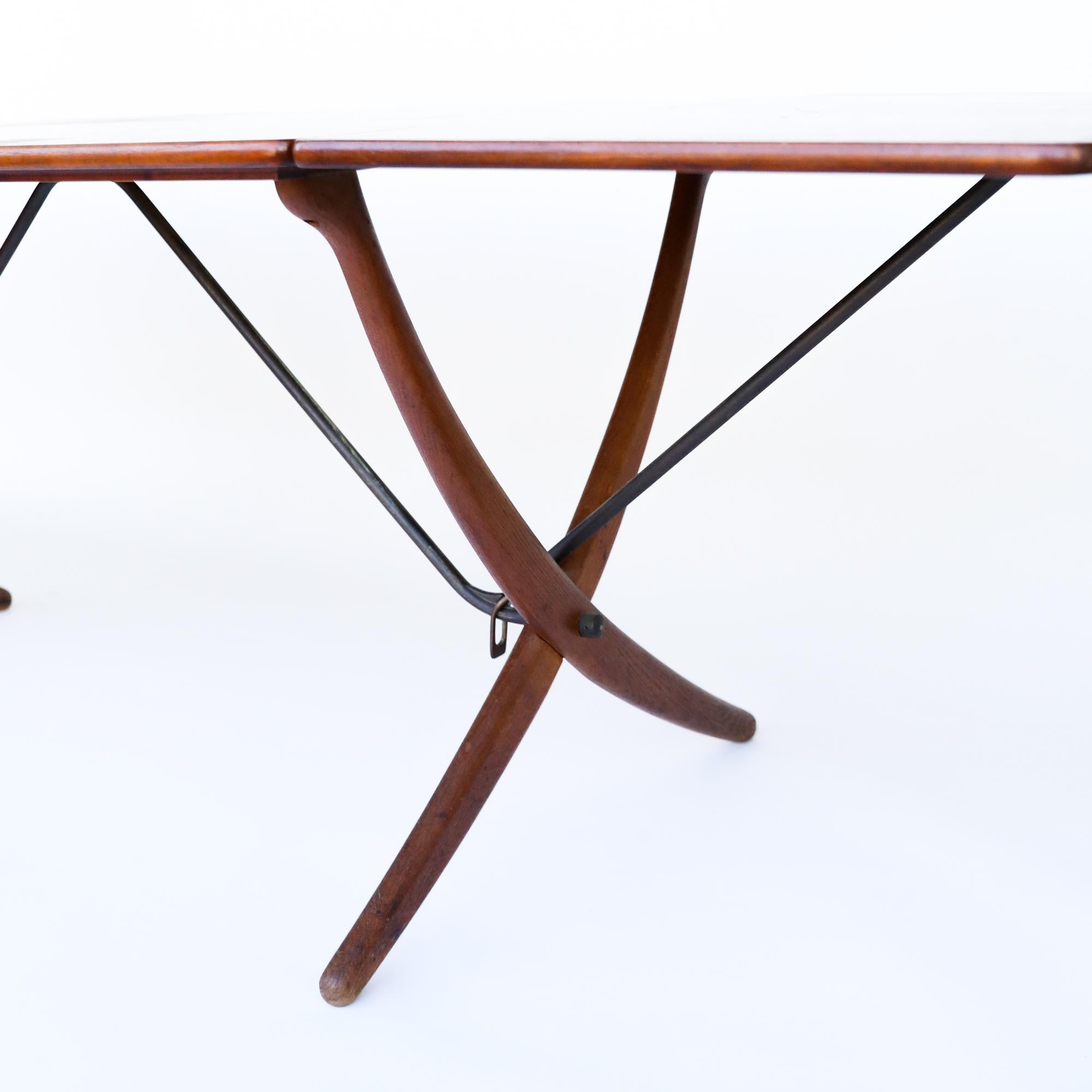Hans Wegner Teak and Oak Dining Table Model At-304 by Andreas Tuck In Excellent Condition In San Diego, CA