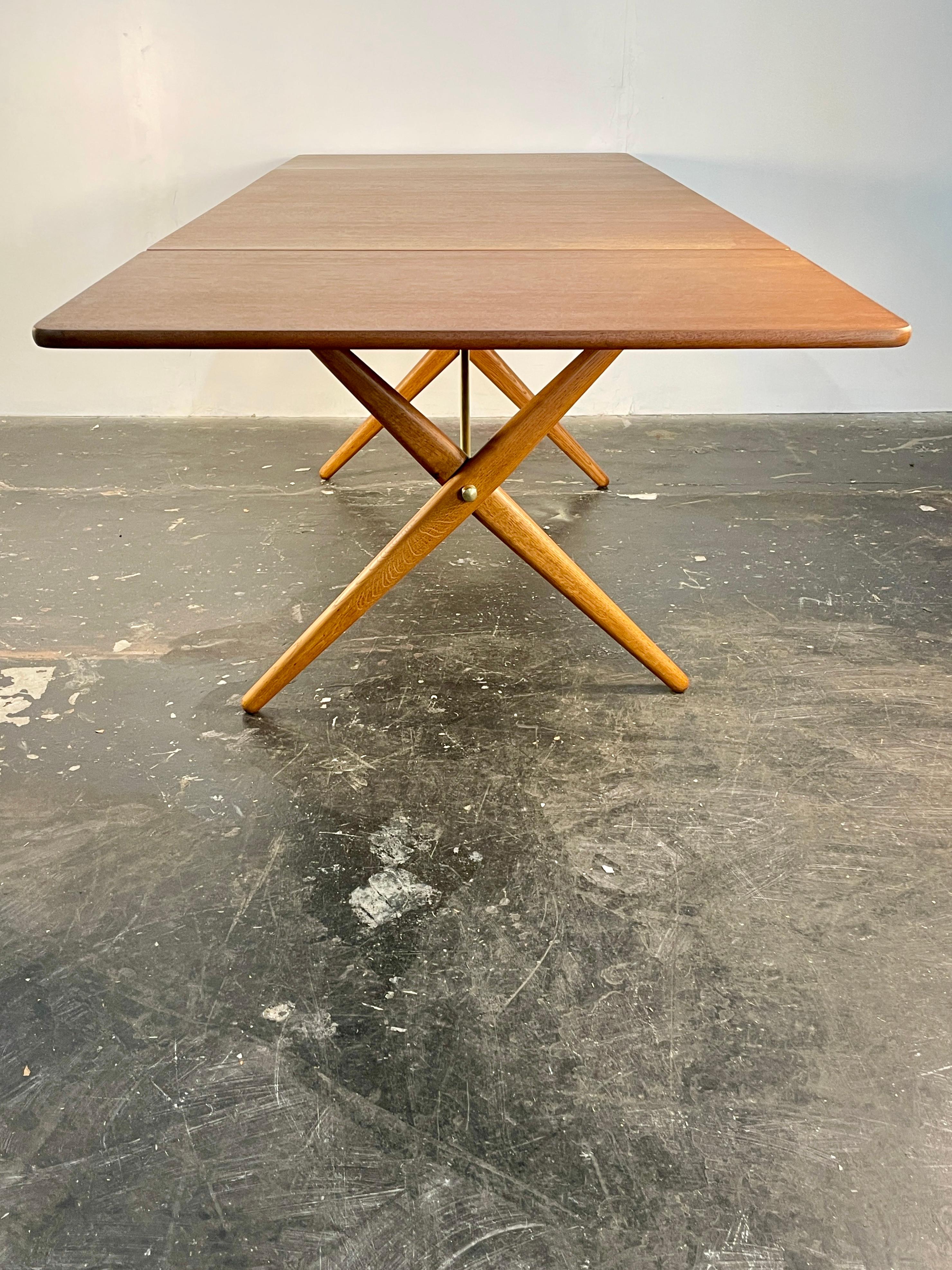 Hans Wegner Esstisch aus Teakholz und Eiche, Modell At-309 von Andreas Tuck im Angebot 5