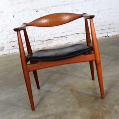 Hans Wegner Teak CH 35 Chair for Carl Hansen & Son Vintage Scandinavian Modern