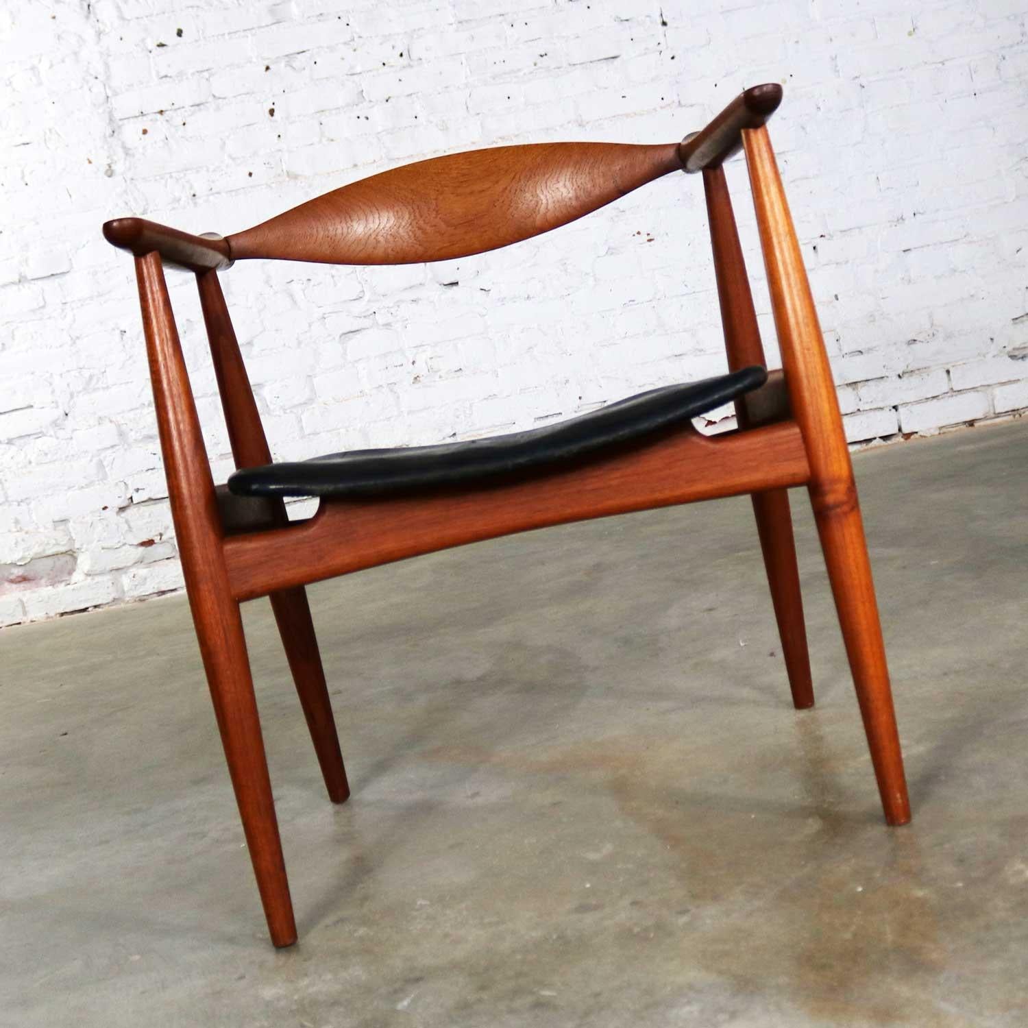 Danish Hans Wegner Teak CH 35 Chair for Carl Hansen & Son Vintage Scandinavian Modern
