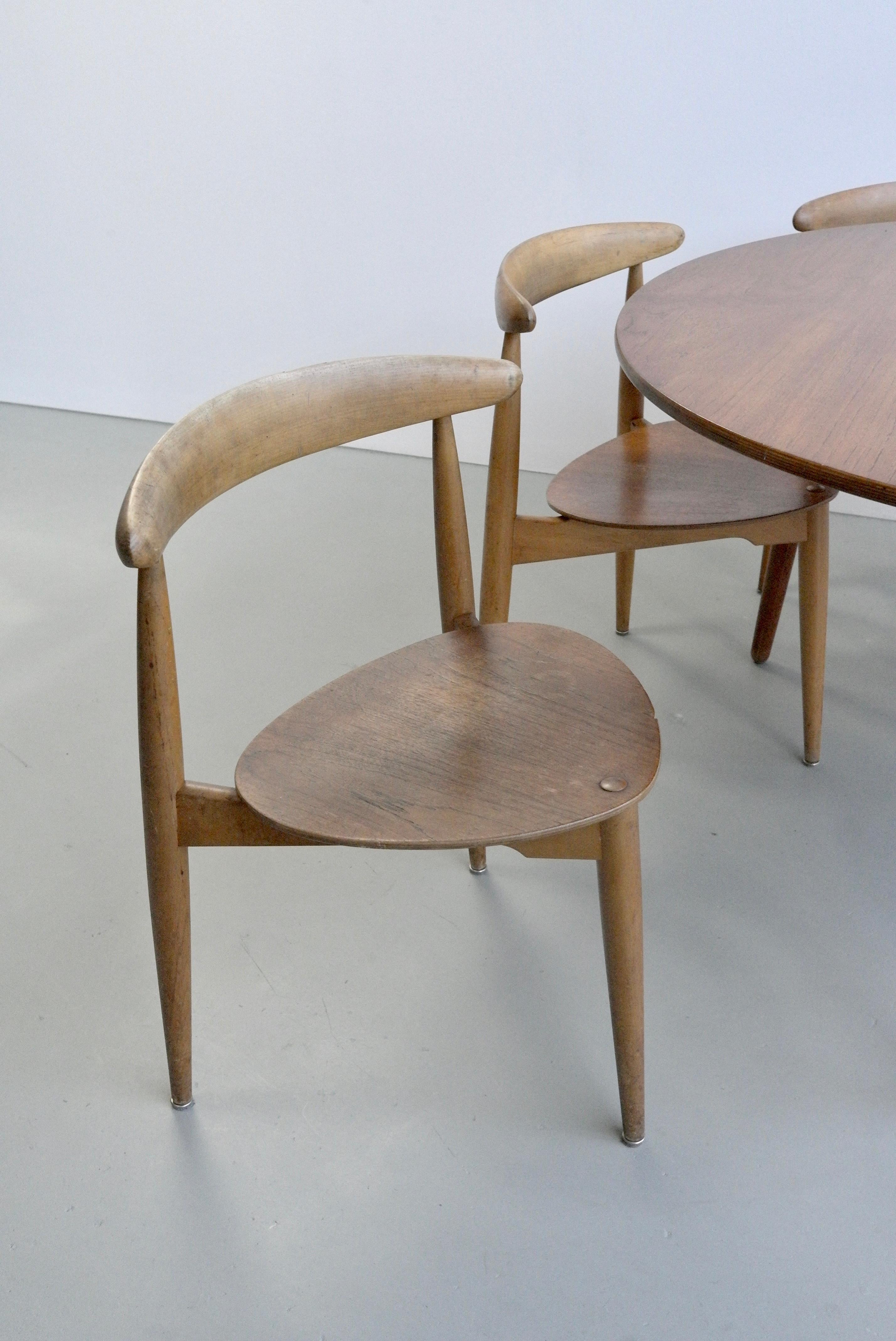 20th Century Hans Wegner Teak Dining Table and Six Heart Chairs by Fritz Hansen Denmark 1950s
