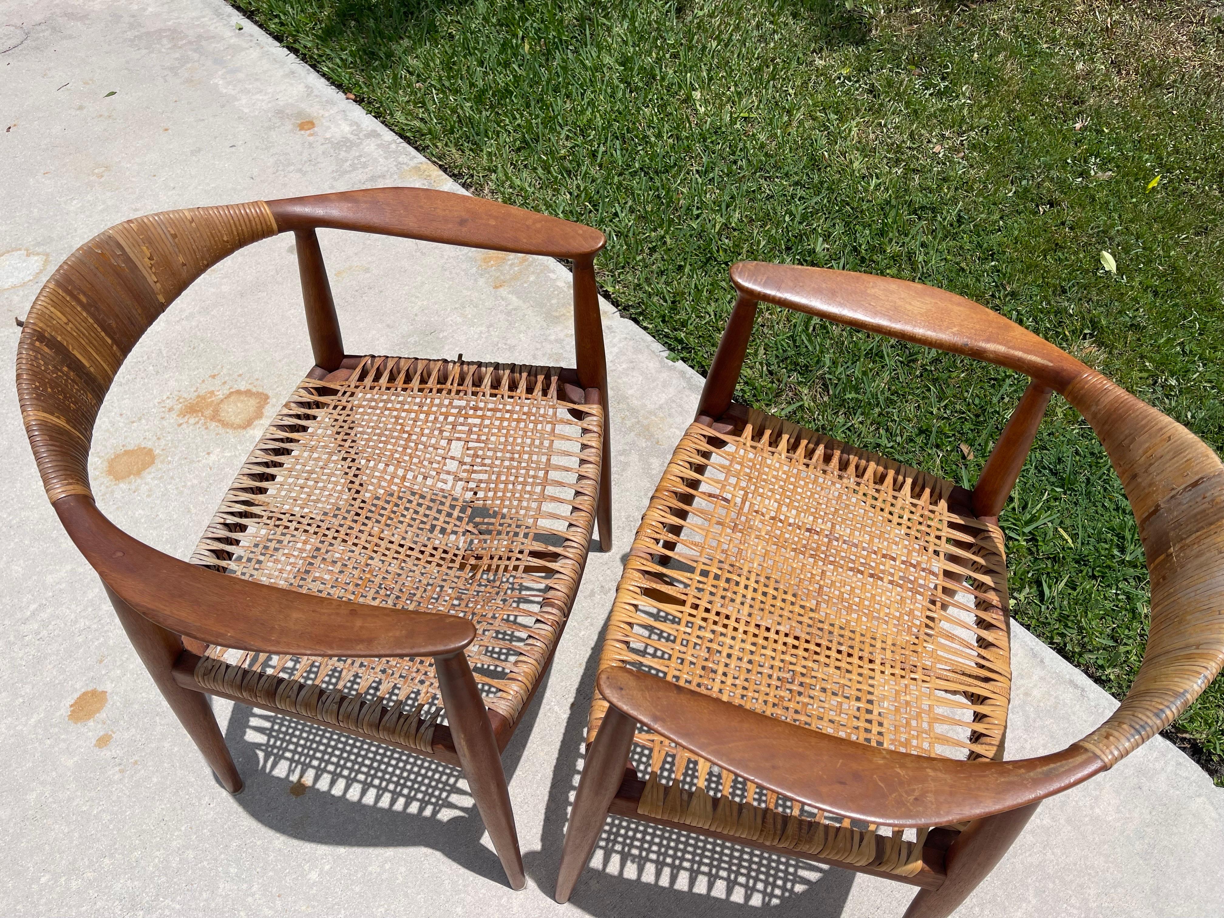 Hans Wegner “The Chair” Early Example Teak, Cane Armchairs, a Pair For Sale 4