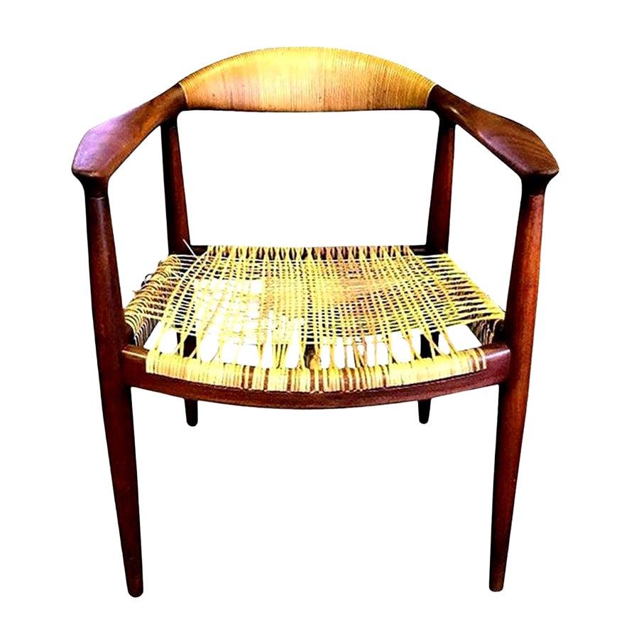 Hans Wegner "the Chair" Early Version Teak and Cane JH-501 Chair Johannes Hansen For Sale