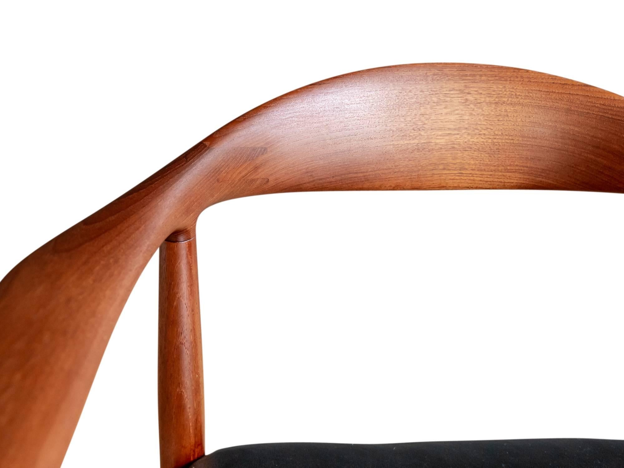 Upholstery Hans Wegner 