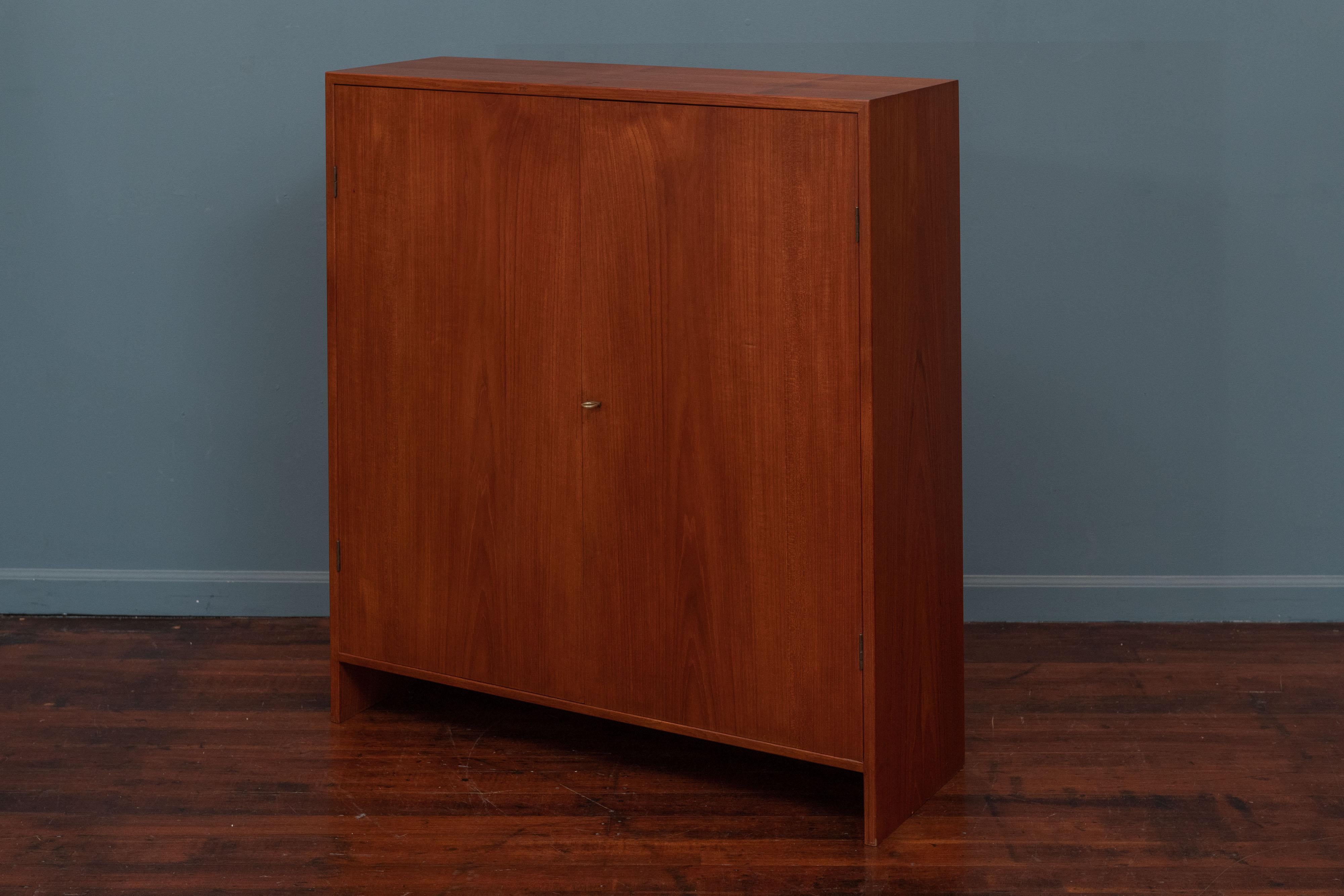 Mid-20th Century Hans Wegner Two Door Cabinet for RY Mobler