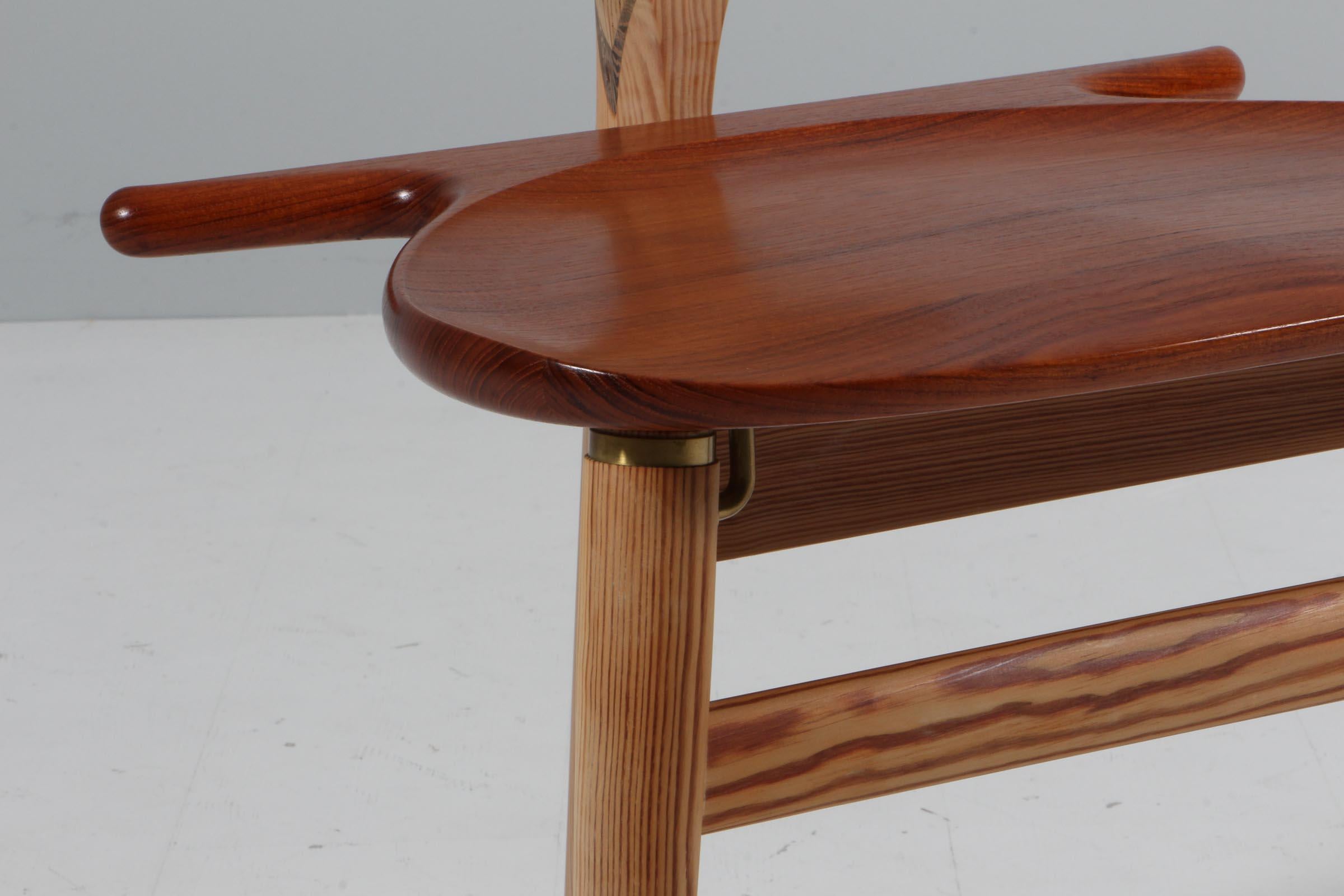 Hans Wegner Valet Chair by PP Møbler, Denmark, Pine and teak In Excellent Condition For Sale In Esbjerg, DK