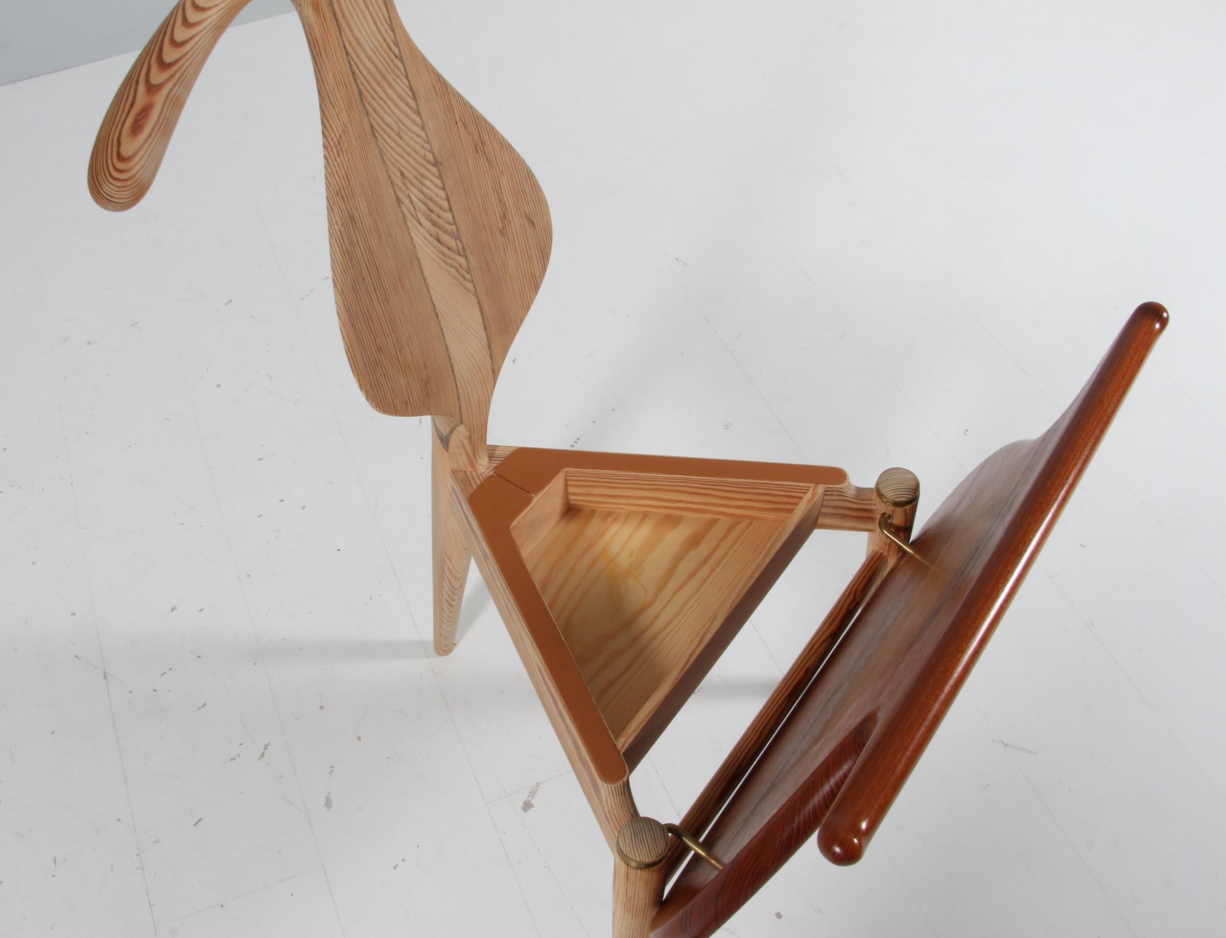 Hans Wegner Valet Chair by PP Møbler, Denmark, Pine and teak For Sale 1