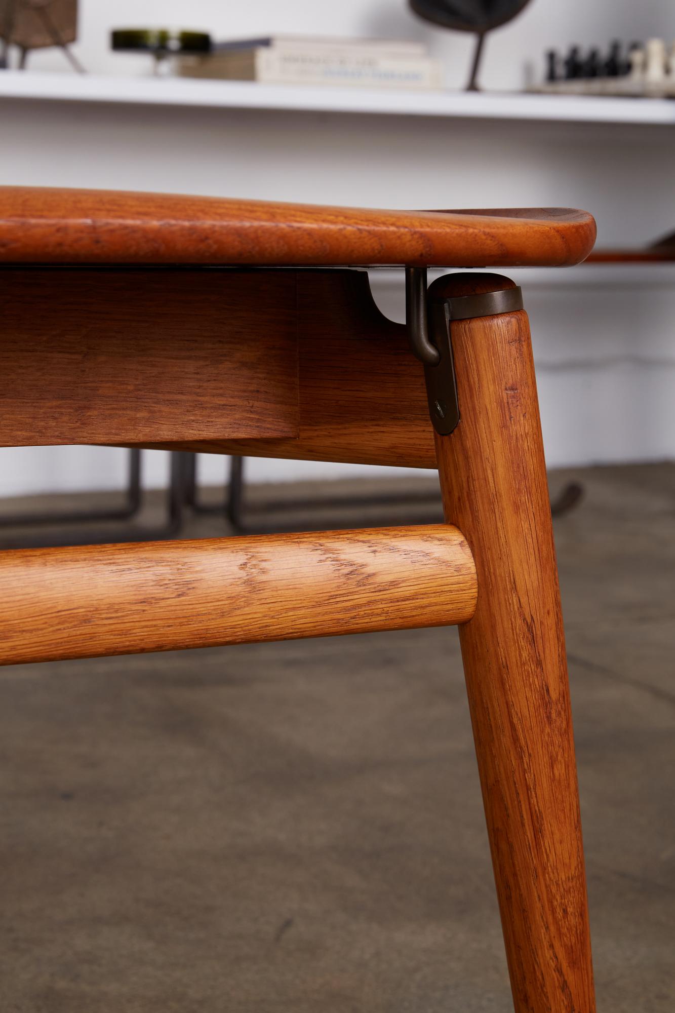 Hans Wegner Valet Chair 4