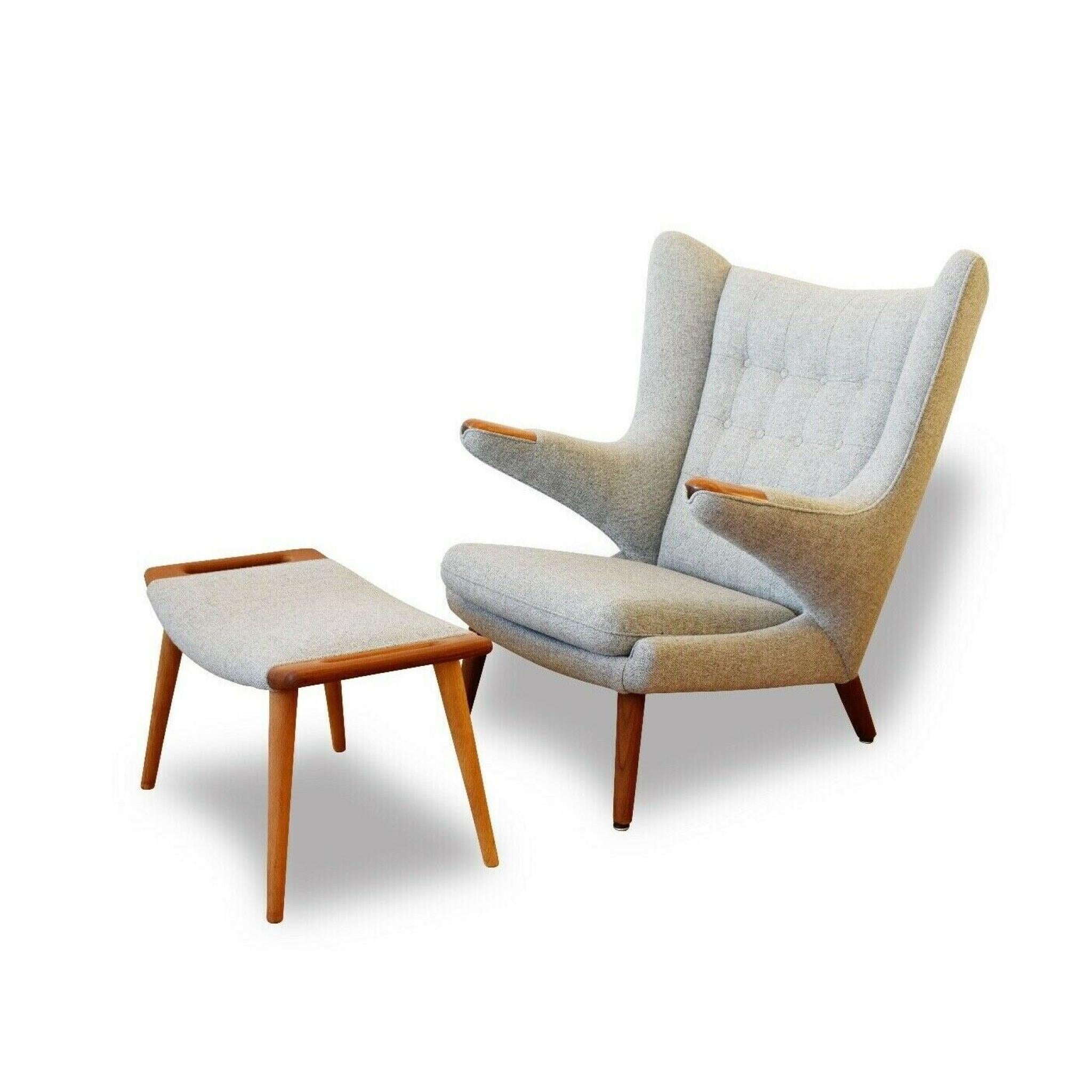 Model AP-19 papa bear oak chair & ottoman set by Hans J. Wegner for A.P. Stolen, 1953
The papa bear chair is one of Wegner's most iconic and popular designs. 
It was produced by A.P. Stolen in Denmark in the 1950's. This piece has beautiful oak
