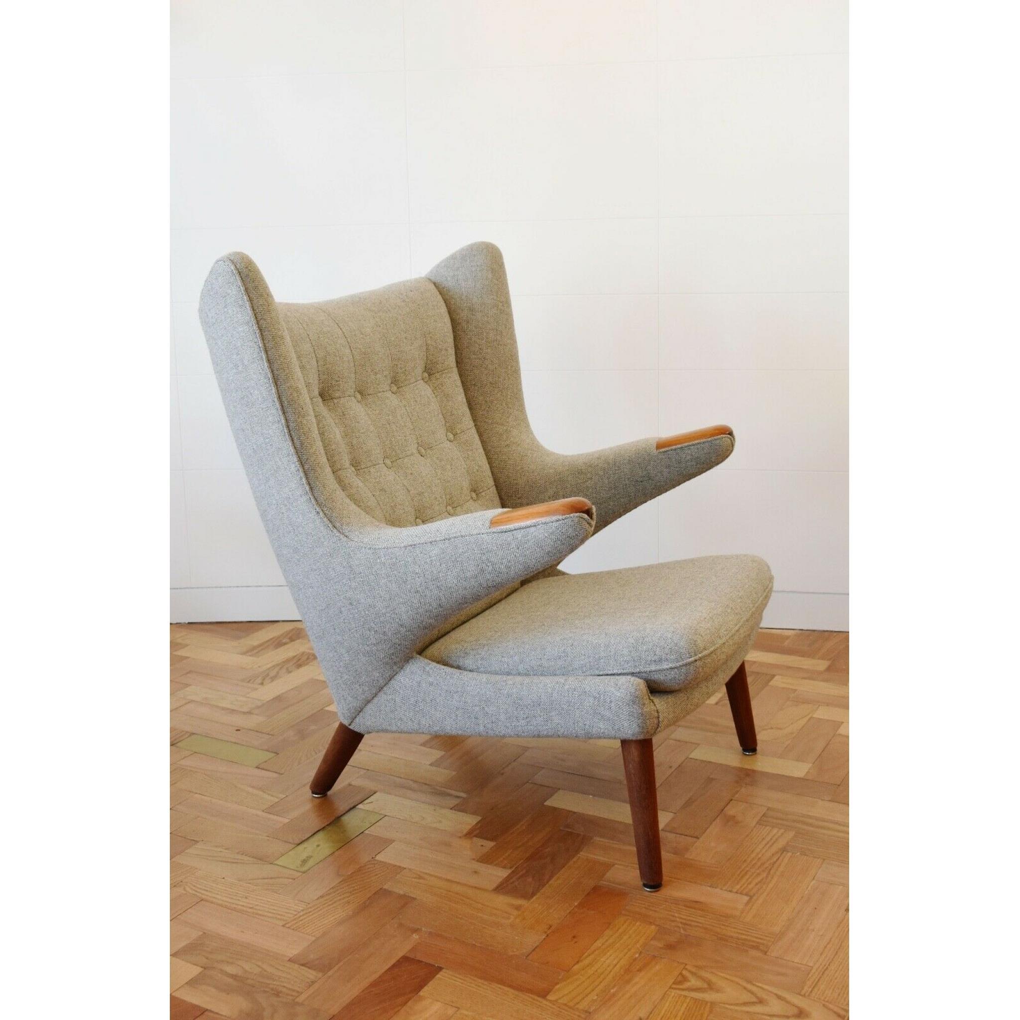 Hans Wegner Vintage Oak Papa Bear Chair & Ottoman, 1950s 1