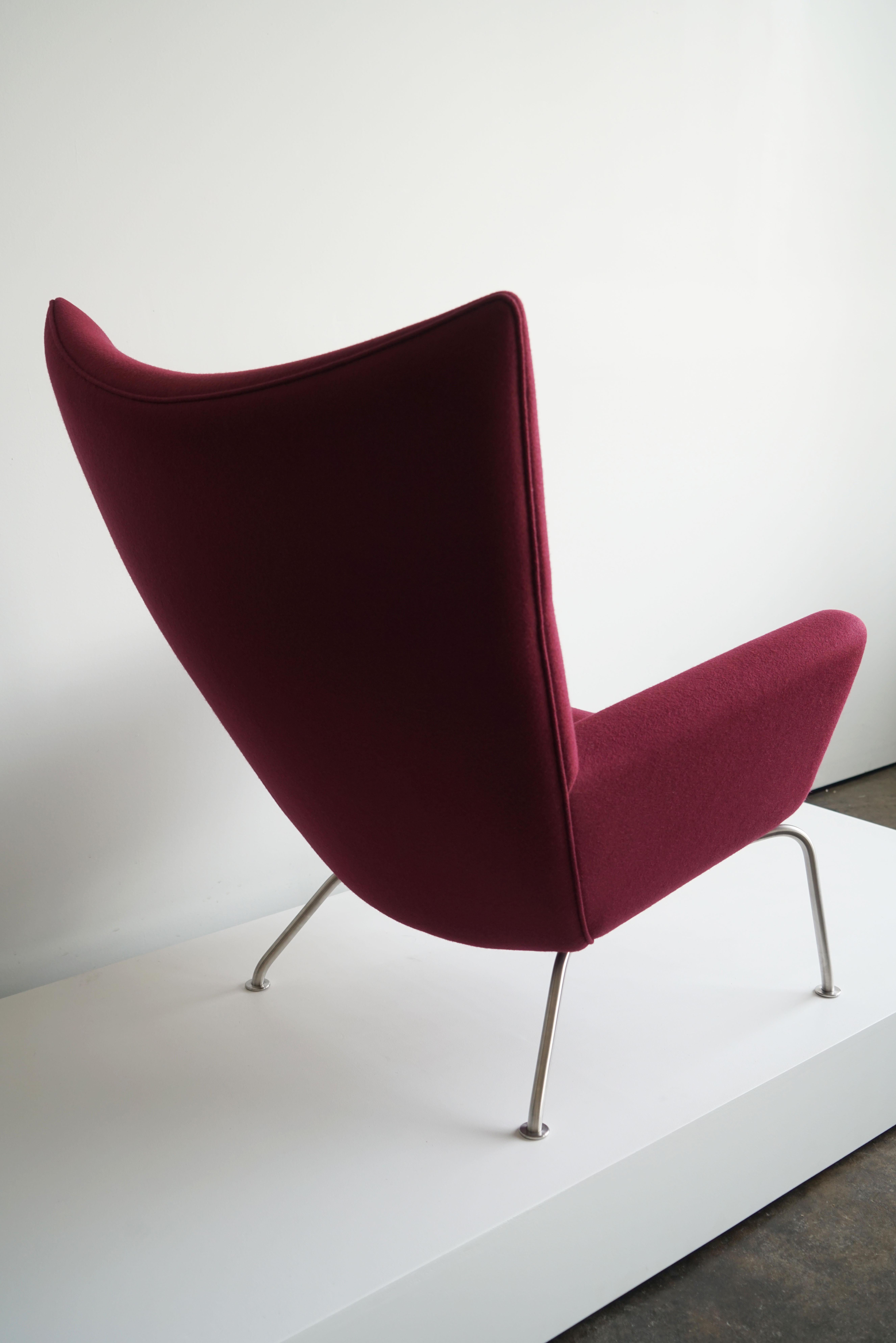 Danish Hans Wegner Wing Chair for Carl Hansen & Sons, Model Ch445 For Sale