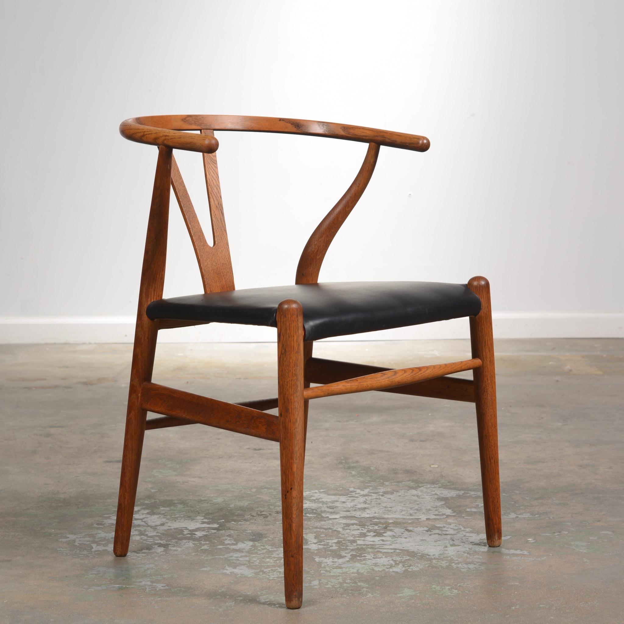Mid-Century Modern Hans Wegner Wishbone Chair