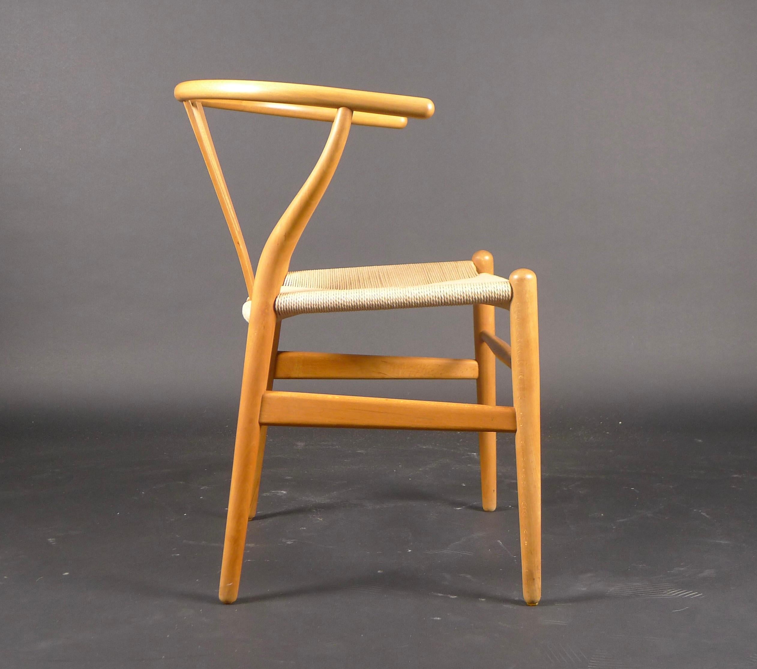 Papercord Hans Wegner, Wishbone Chair, Model CH24, circa 1953, in Beech and Paper Cord