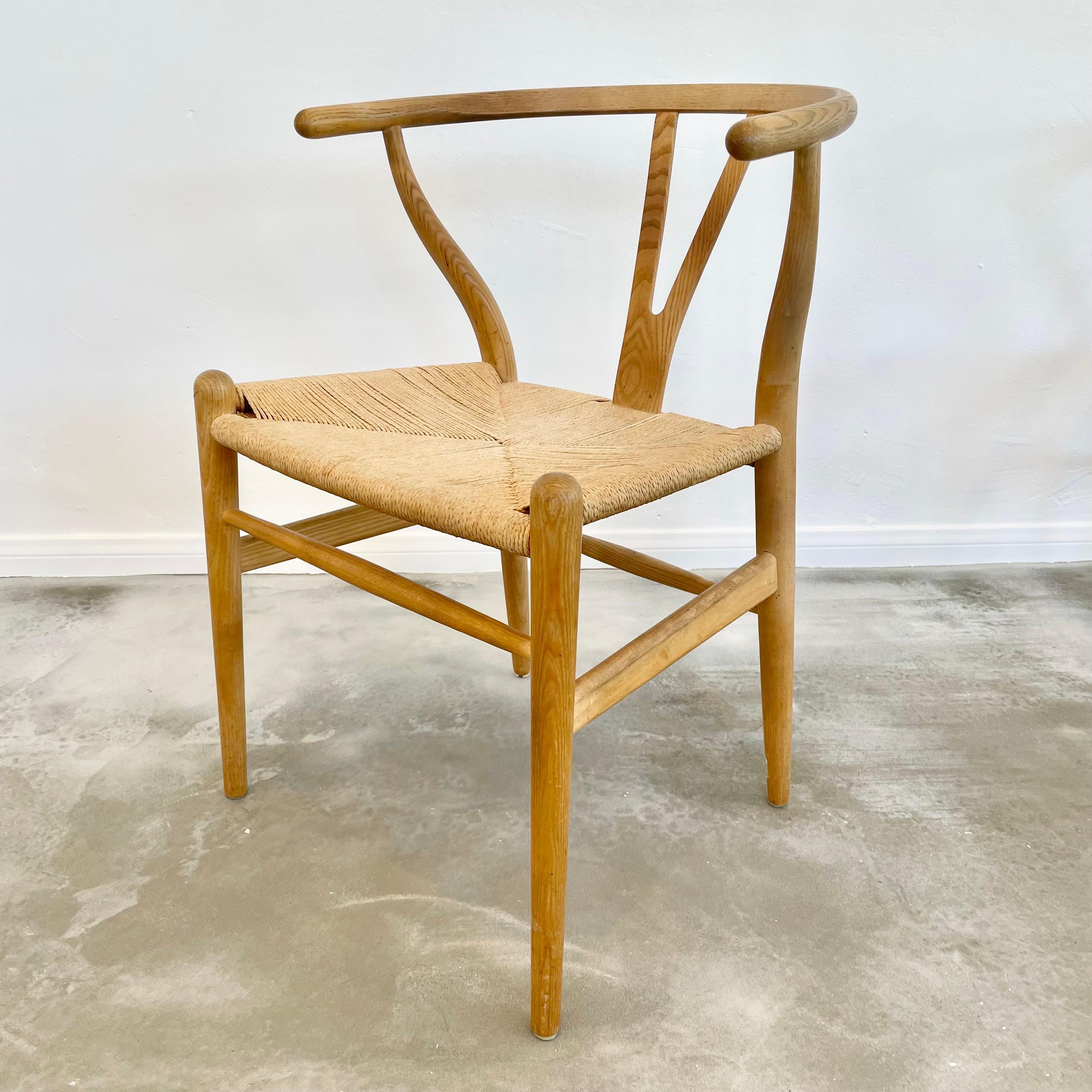 Hans Wegner Wishbone chairs by Carl Hansen & Søn 7