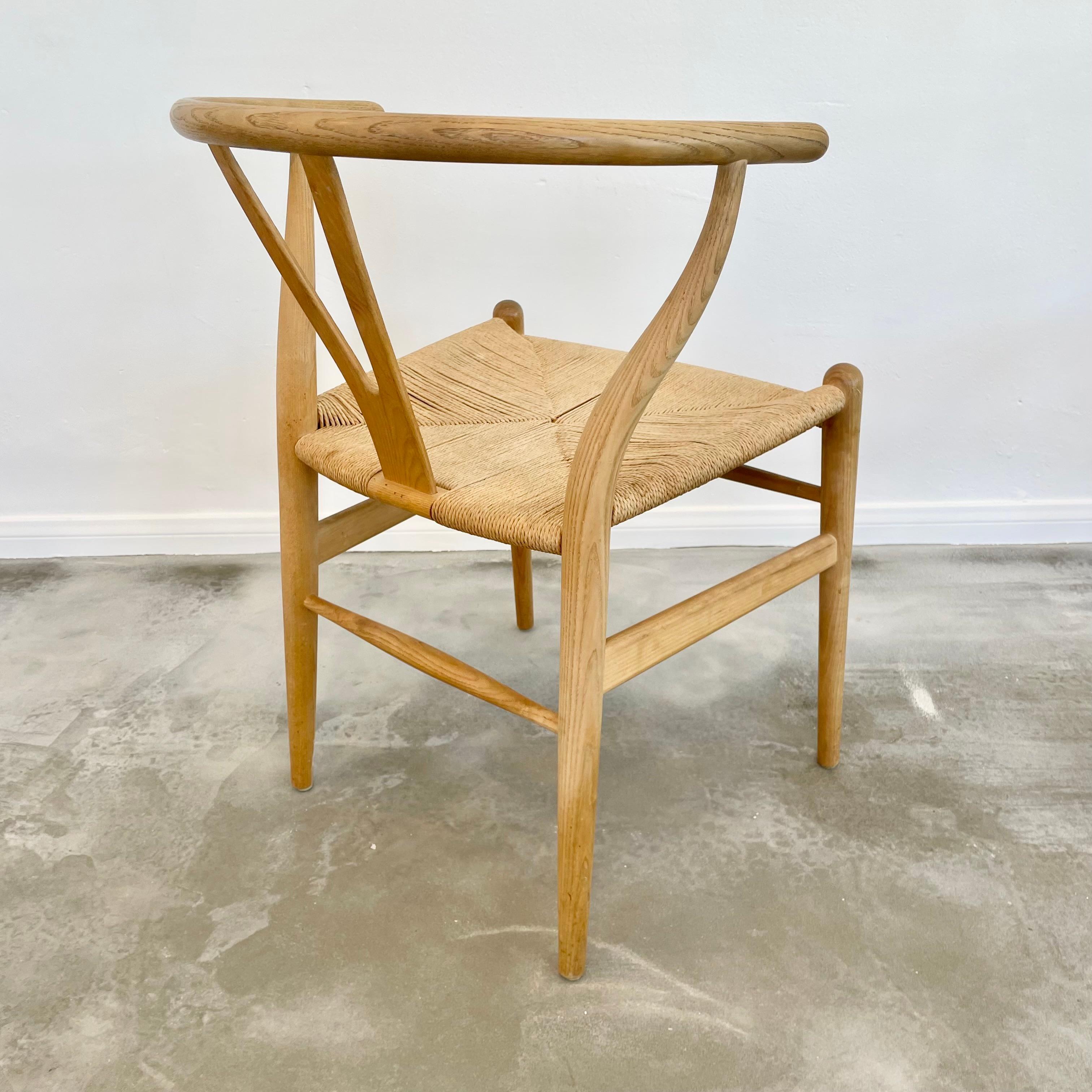 Hans Wegner Wishbone chairs by Carl Hansen & Søn 3