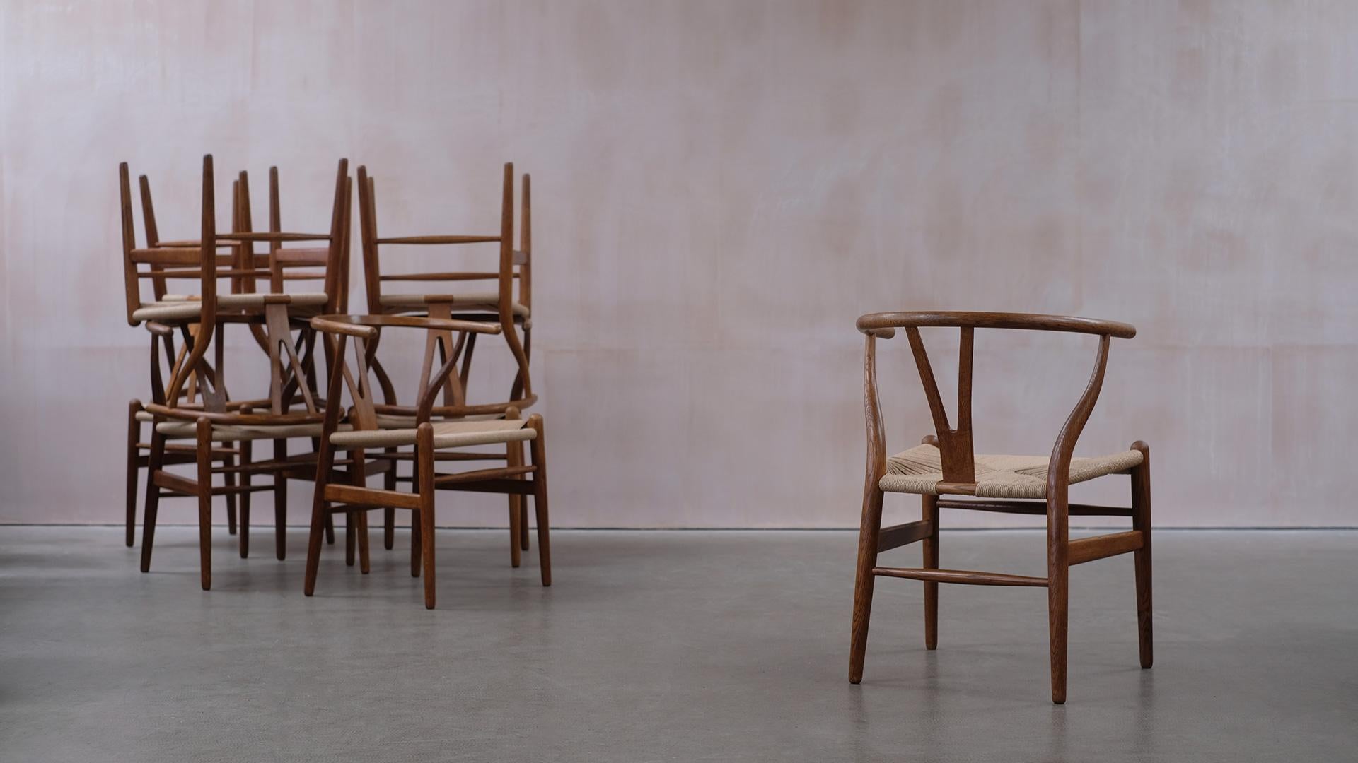 8 Hans Wegner Wishbone Chairs In Good Condition In Epperstone, Nottinghamshire