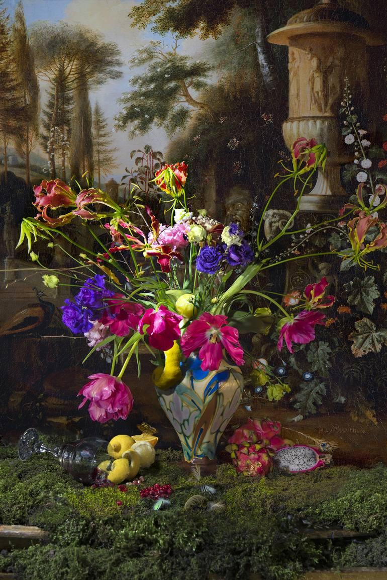 Nature morte avec perroquets et papillon