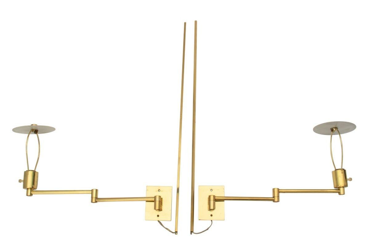 Laiton Hansen for Metalarte Appliques à bras articulé en laiton, Pr en vente