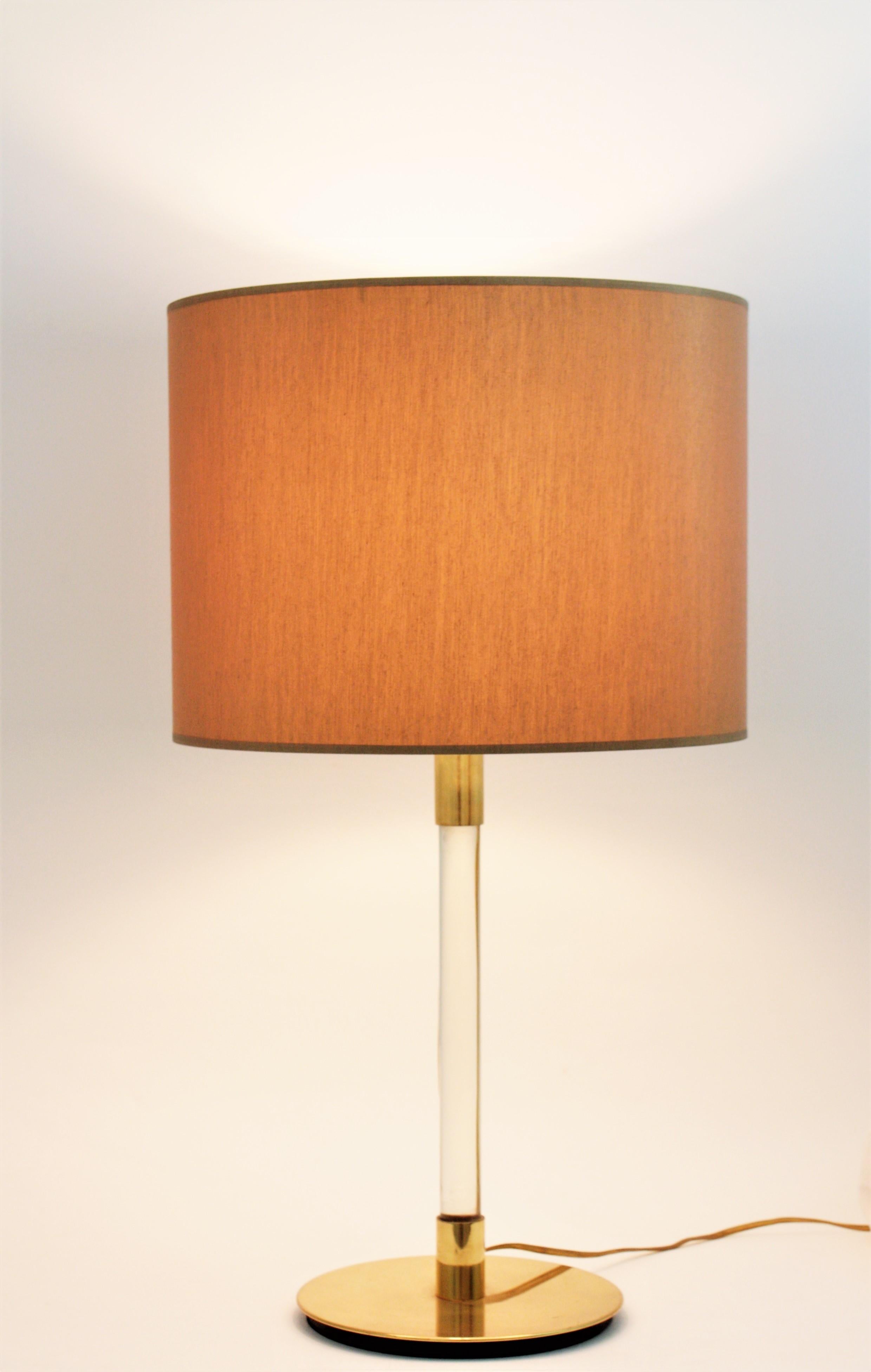 Hansen Glass and Brass Table Lamp In Good Condition For Sale In Barcelona, ES