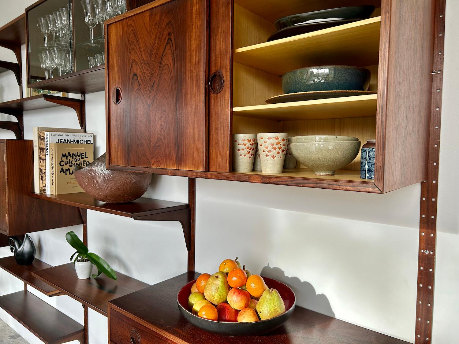 Hansen & Guldborg Mobler wall bookcase in teak Denmark 1960 12