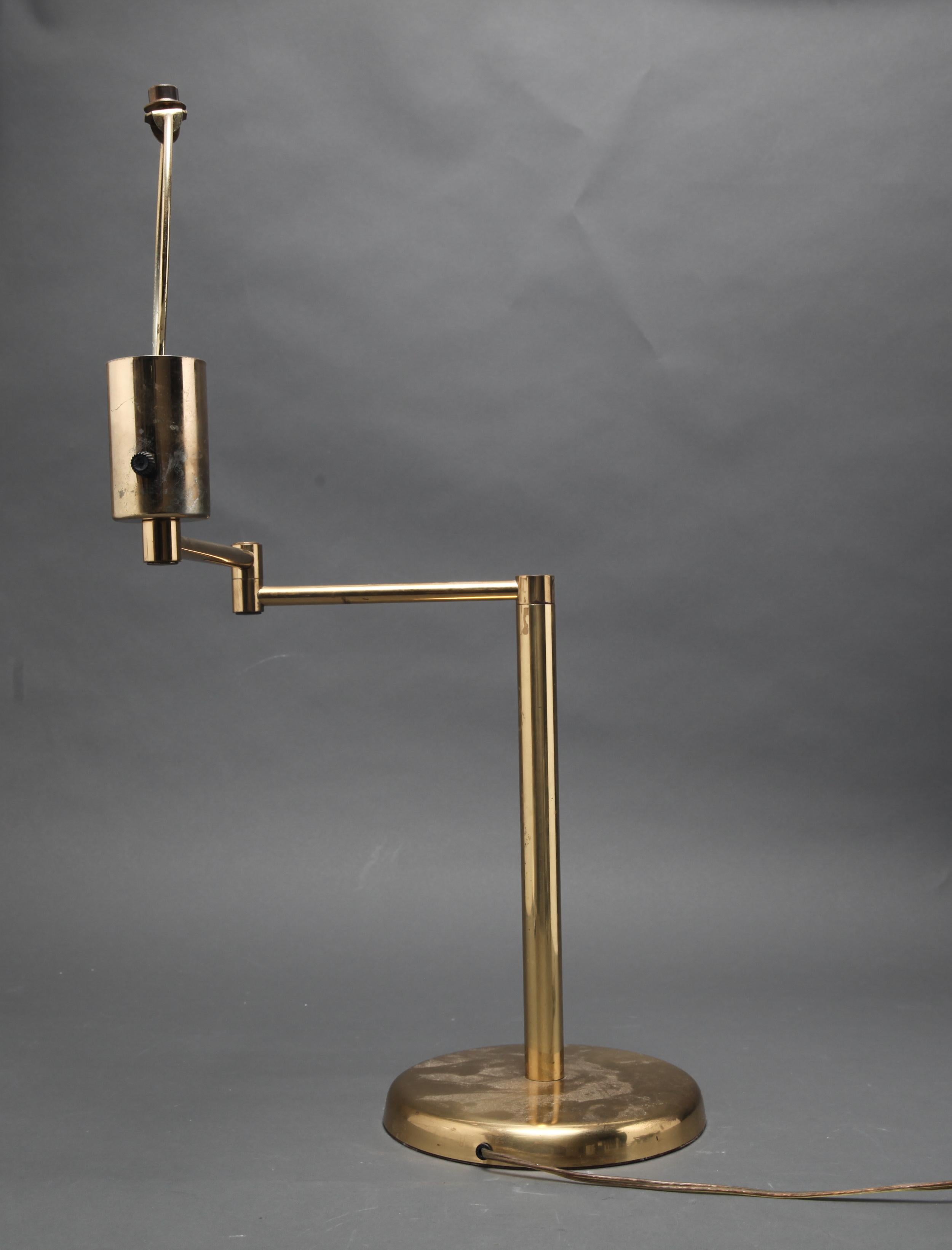 20th Century Hansen Mid-Century Modern Brass Swing Arm Table Lamp