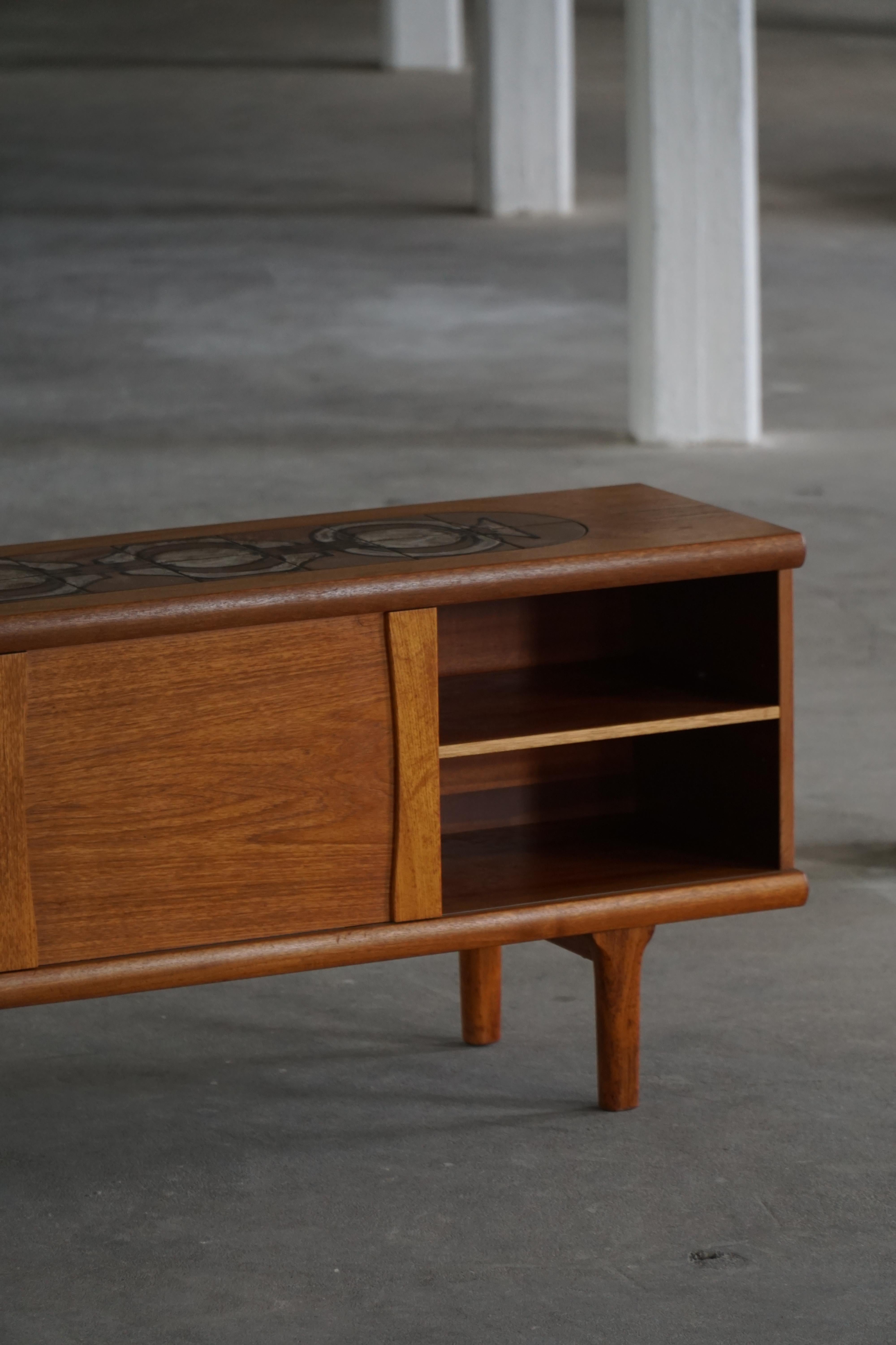 Hansen & Hansen, crédence autoportante en teck, modernité danoise du milieu du siècle, années 1960 en vente 4