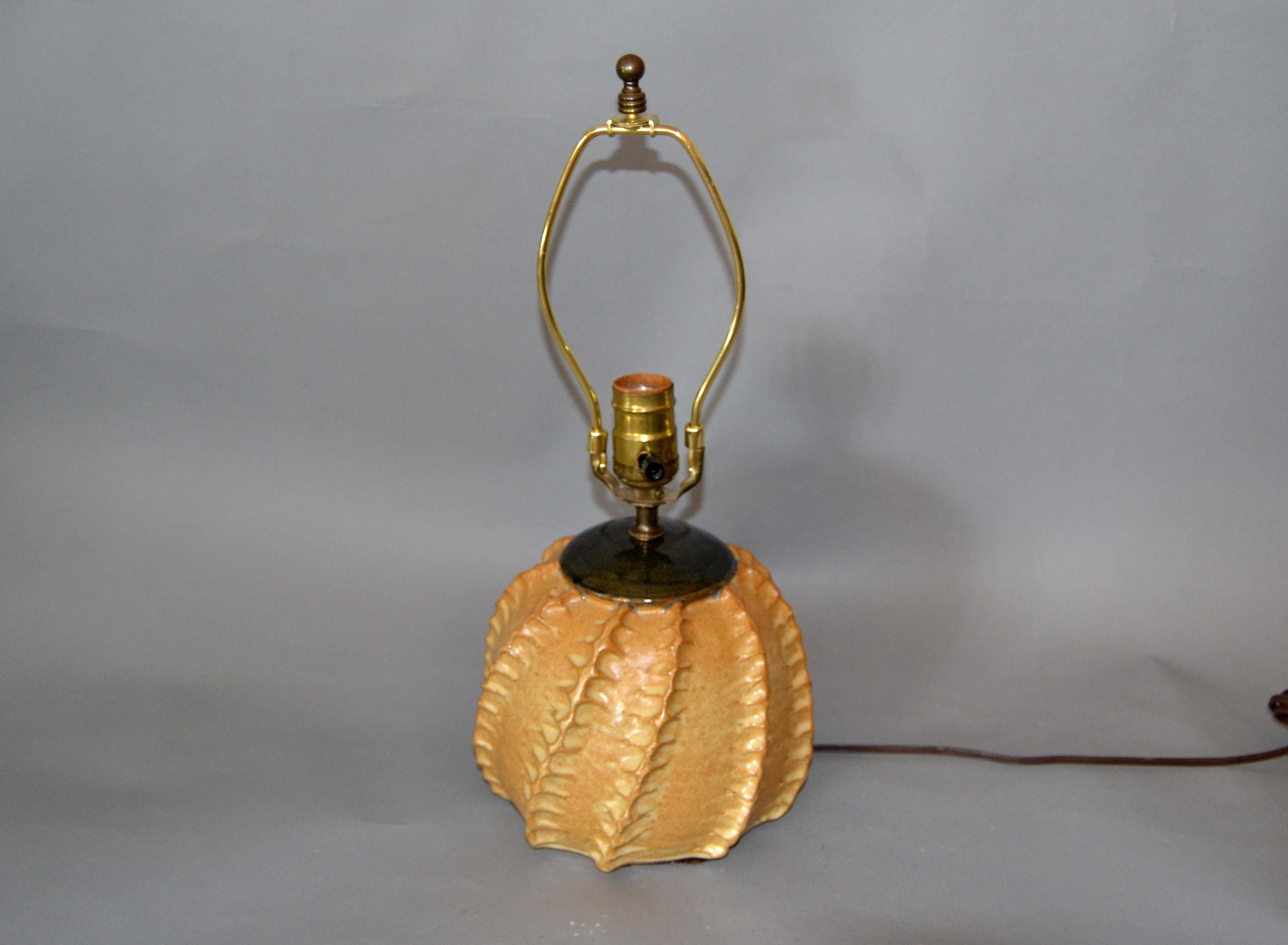 Hanson Mid-Century Modern Beige and Black Glazed Pottery Earthenware Table Lamp 1