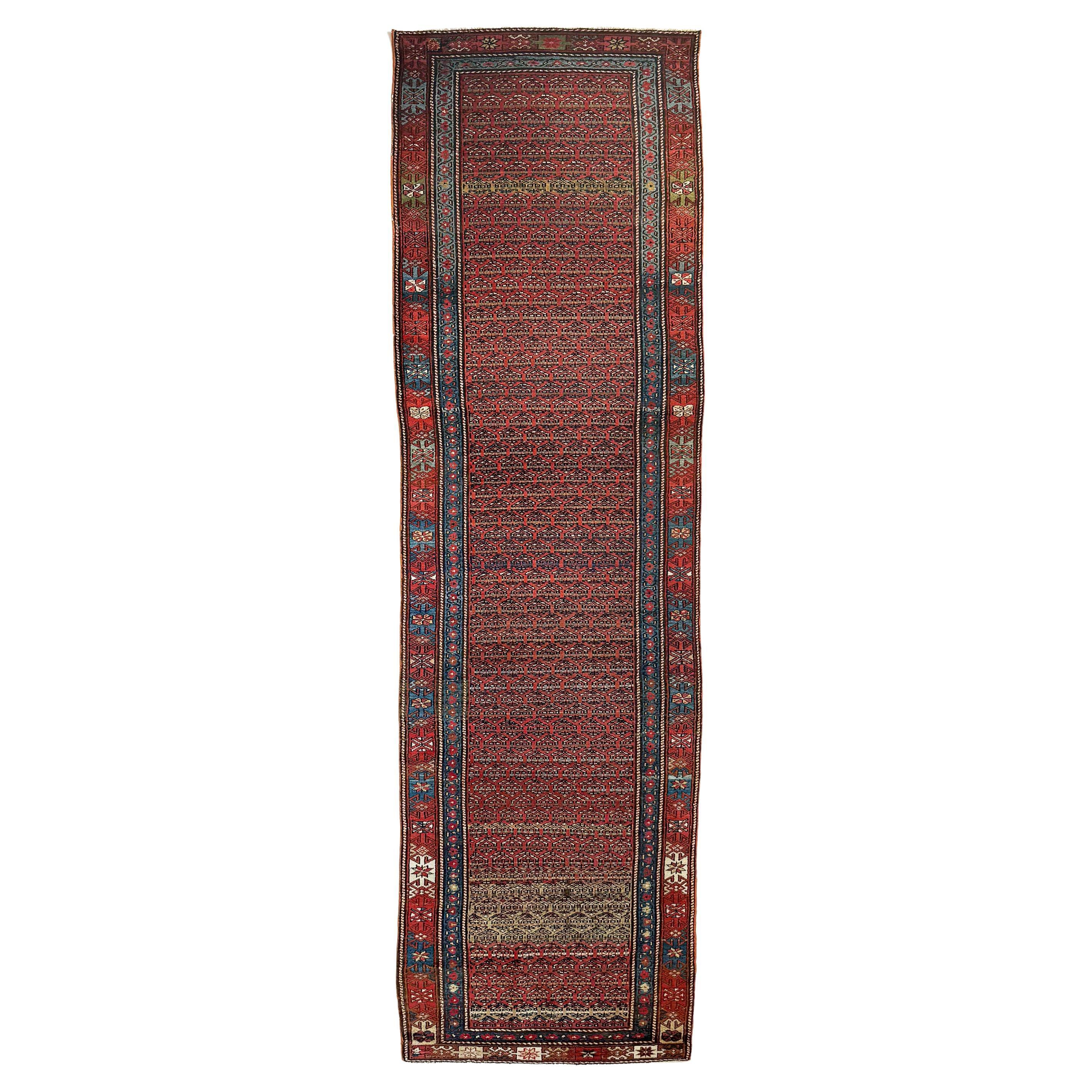Magnifique tapis de couloir Boteh ancien coloré, vers les années 1930 en vente