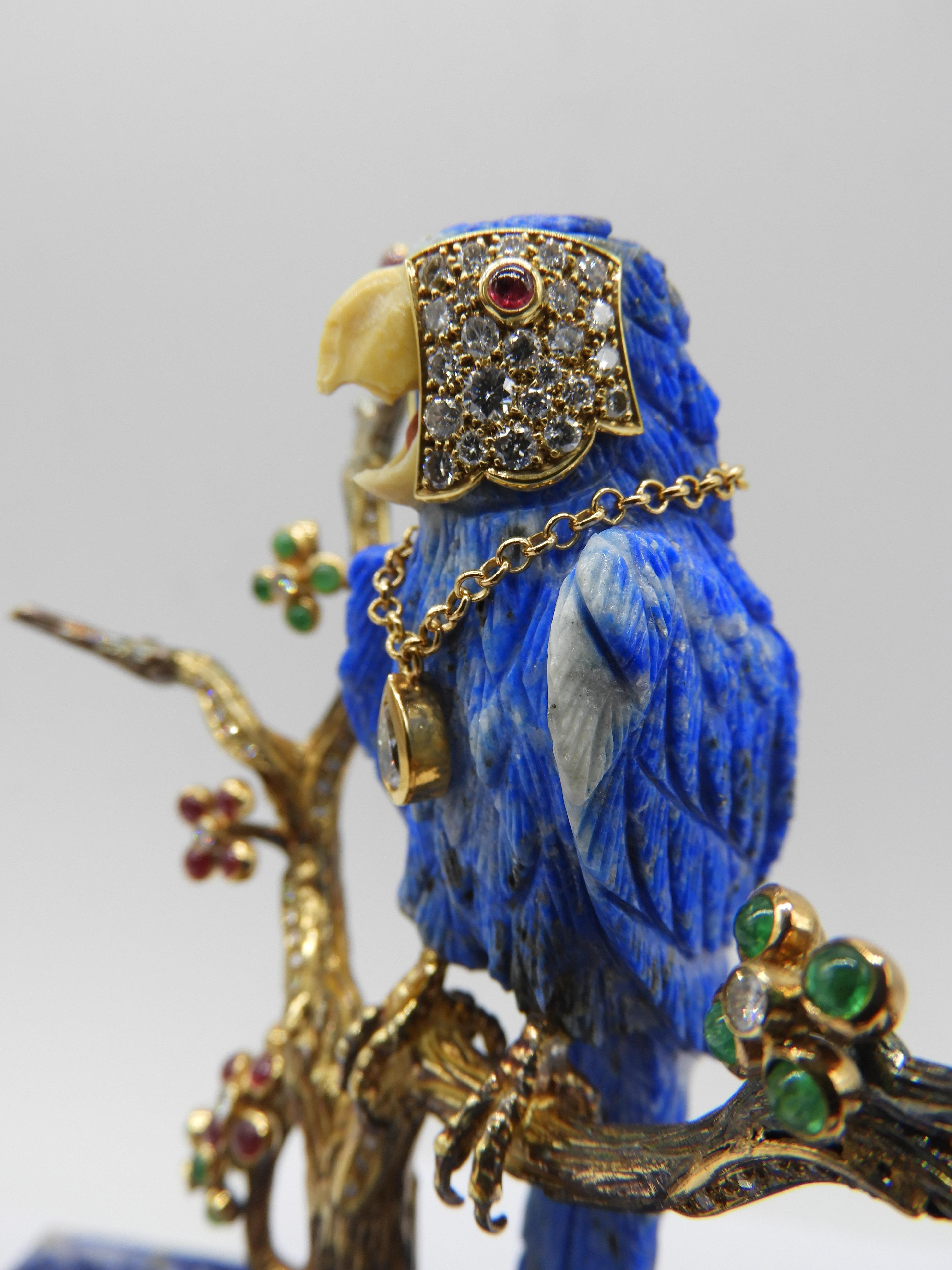 Happy Macaw Figurenskulptur aus 18 Karat Gold, Diamanten und Lapislazuli im Zustand „Hervorragend“ im Angebot in Bilbao, ES