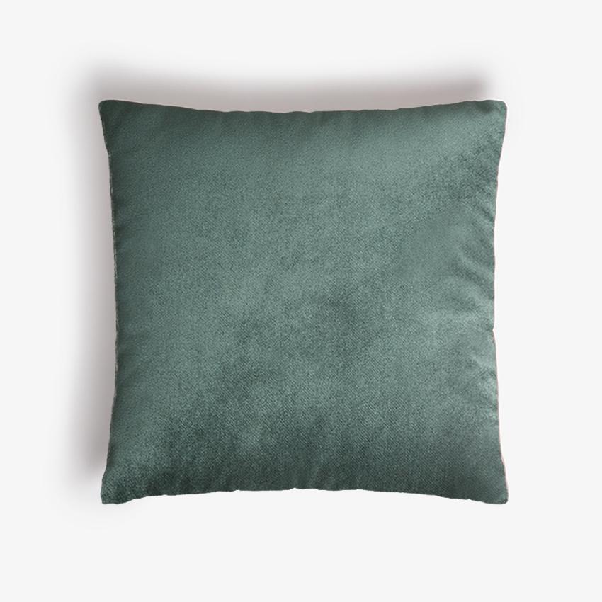 Questa nuova edizione è incentrata sul fatto che il colore è l'elemento chiave, per esprimere il nostro umore e il nostro stile. Realizzata con cura, questa edizione raffinata e selezionata è un perfetto equilibrio tra l'accuratezza artigianale
