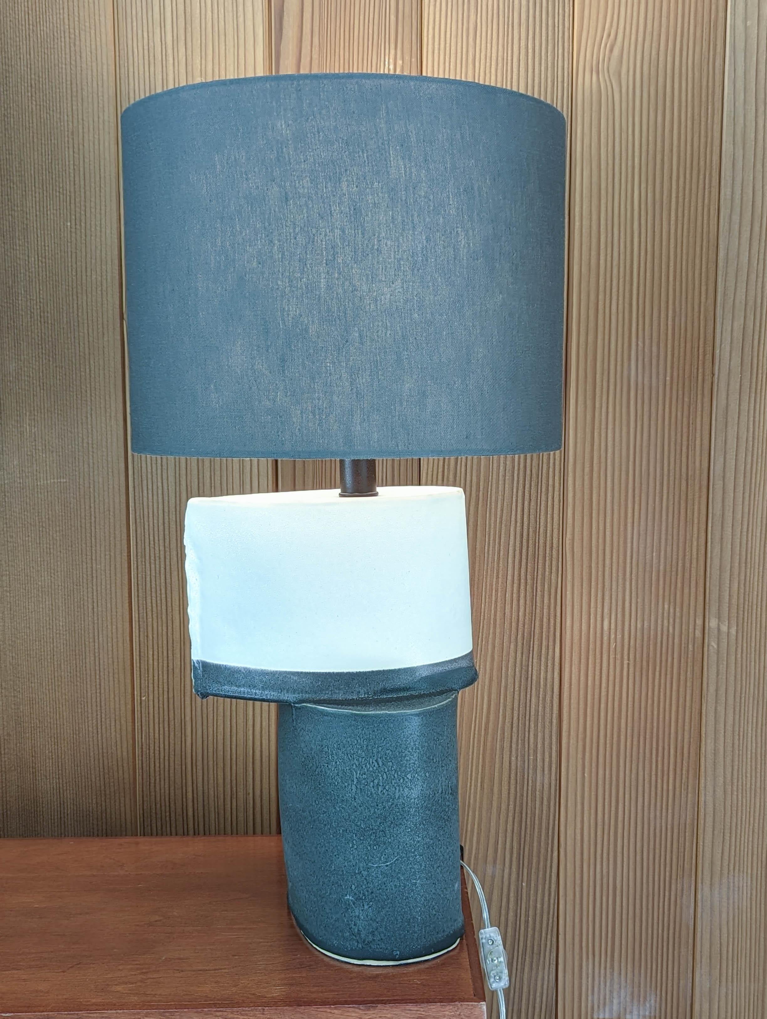 Happy Tears 2-Tier Table Lamp, Elephant & Ivory Glaze with Shade In New Condition For Sale In New York, NY