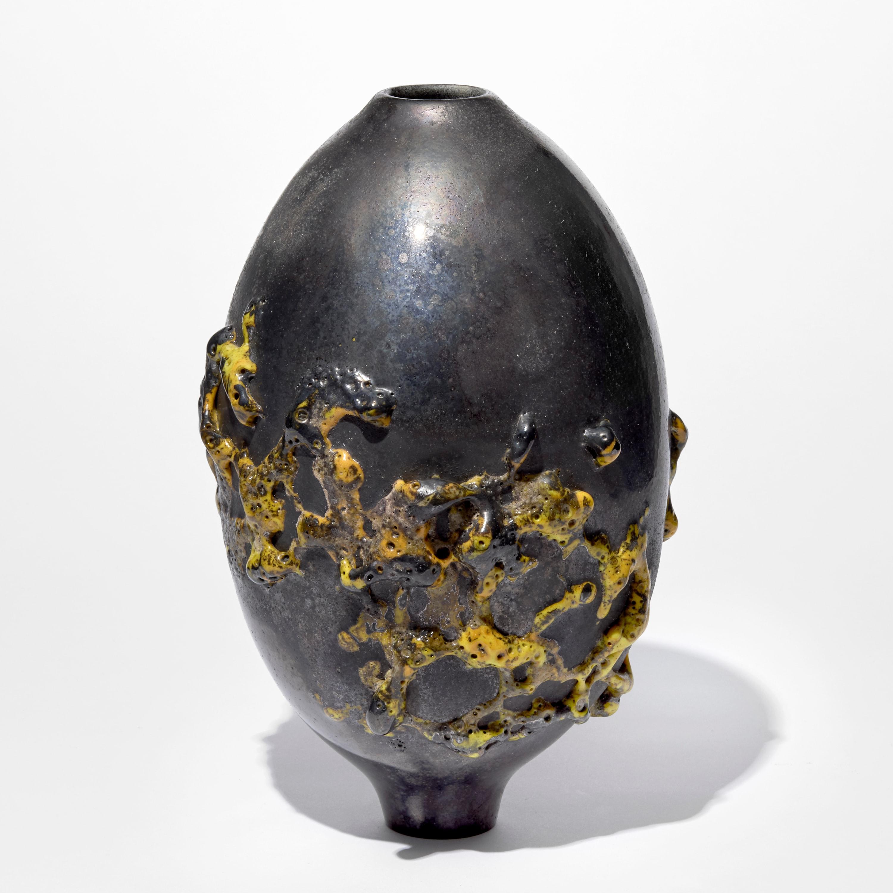 'Haptic in Yellow I' è una scultura unica dell'artista danese Morten Klitgaard.

Nelle parole dell'artista:

