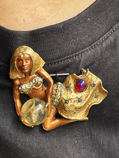 HAR rare vintage Genie Cleopatra Harem girl brooch with the fish bowl, 1960 U.S
