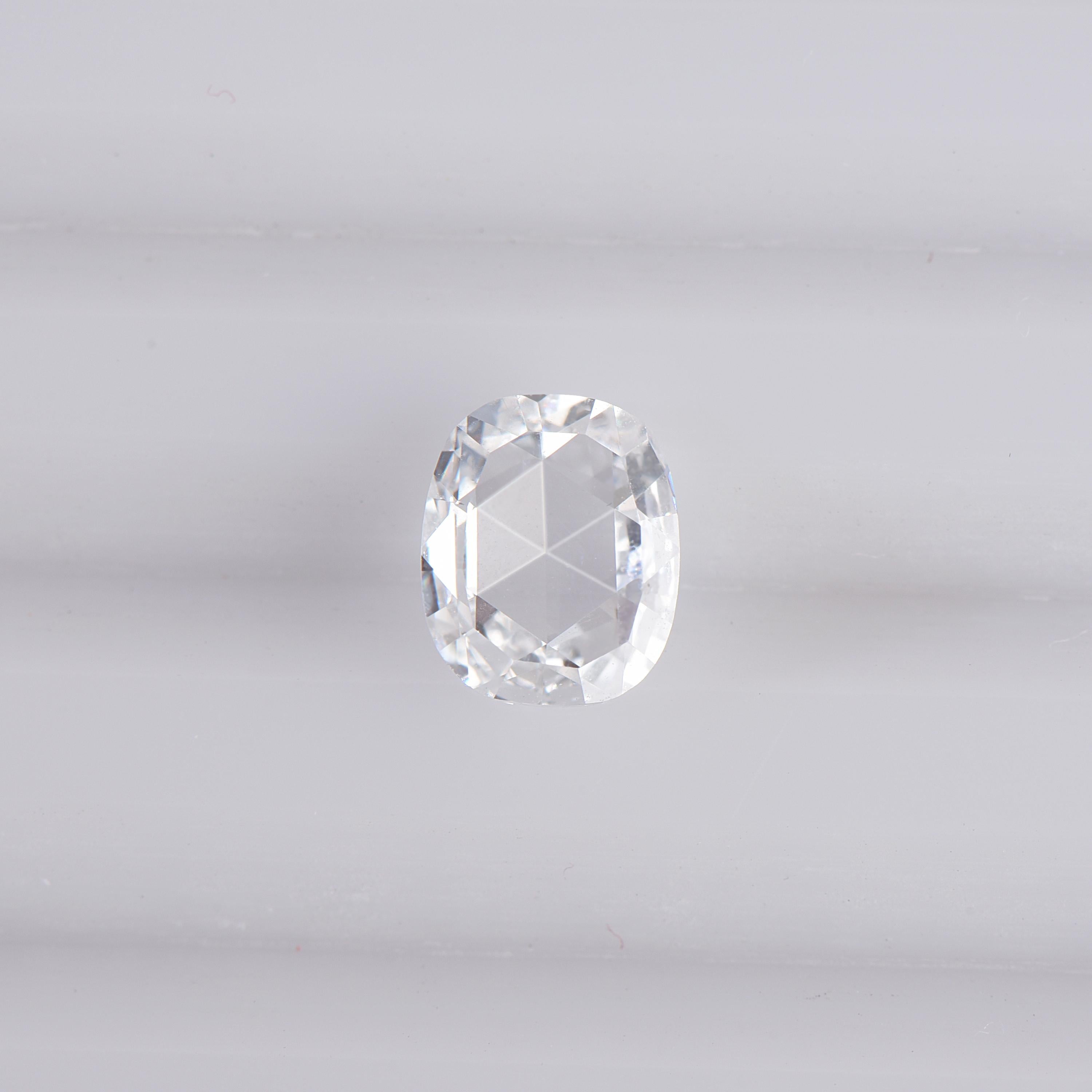 Harakh 0,81 Karat F Farbe, VS Reinheit Rosenschliff Oval Solitär Diamant im Zustand „Neu“ im Angebot in New York, NY