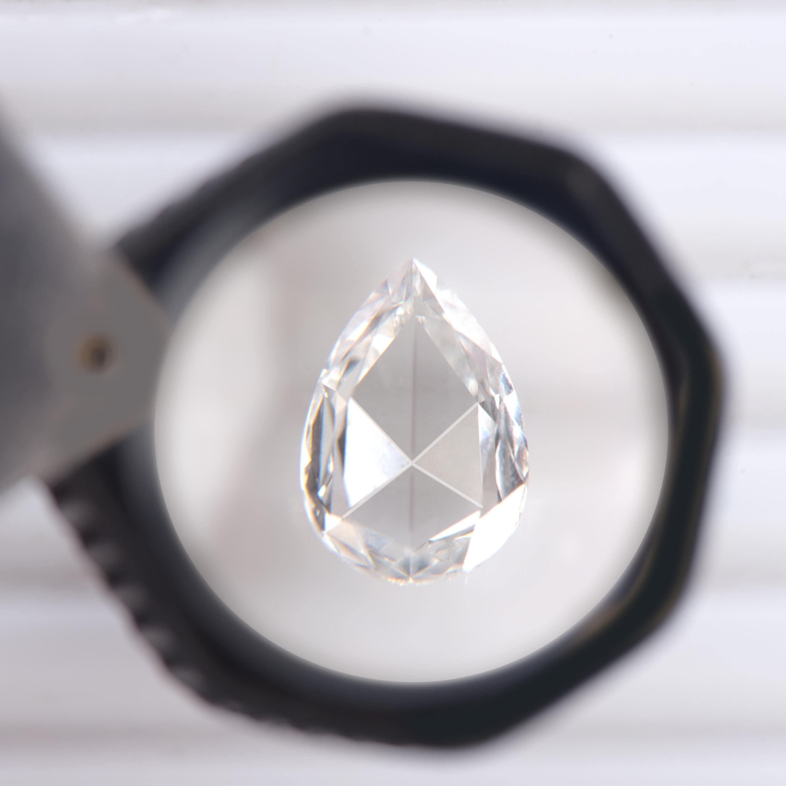 Harakh 0,82 Karat F Farbe, VS1 Reinheit Rosenschliff Birne Solitär Diamant im Zustand „Neu“ im Angebot in New York, NY