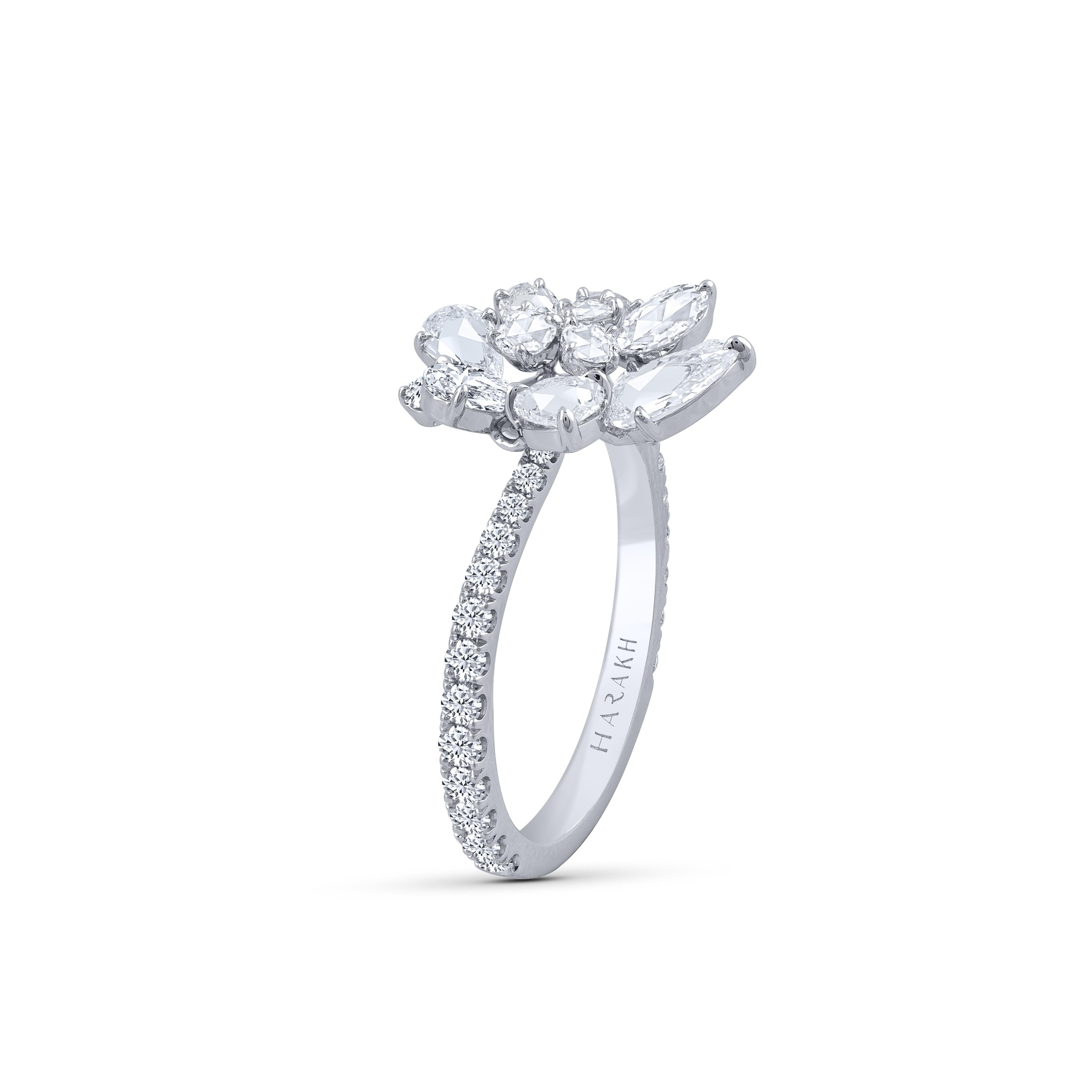 Ein wunderschönes Arrangement von Diamanten im Brillant- und Rosenschliff verbindet sich in diesem Ring, der Teil unserer Cascade-Kollektion ist. Besetzt mit 2 Birnen, 29 Brillanten im Rundschliff, 1 Marquise im Rosenschliff, 3 Birnen im