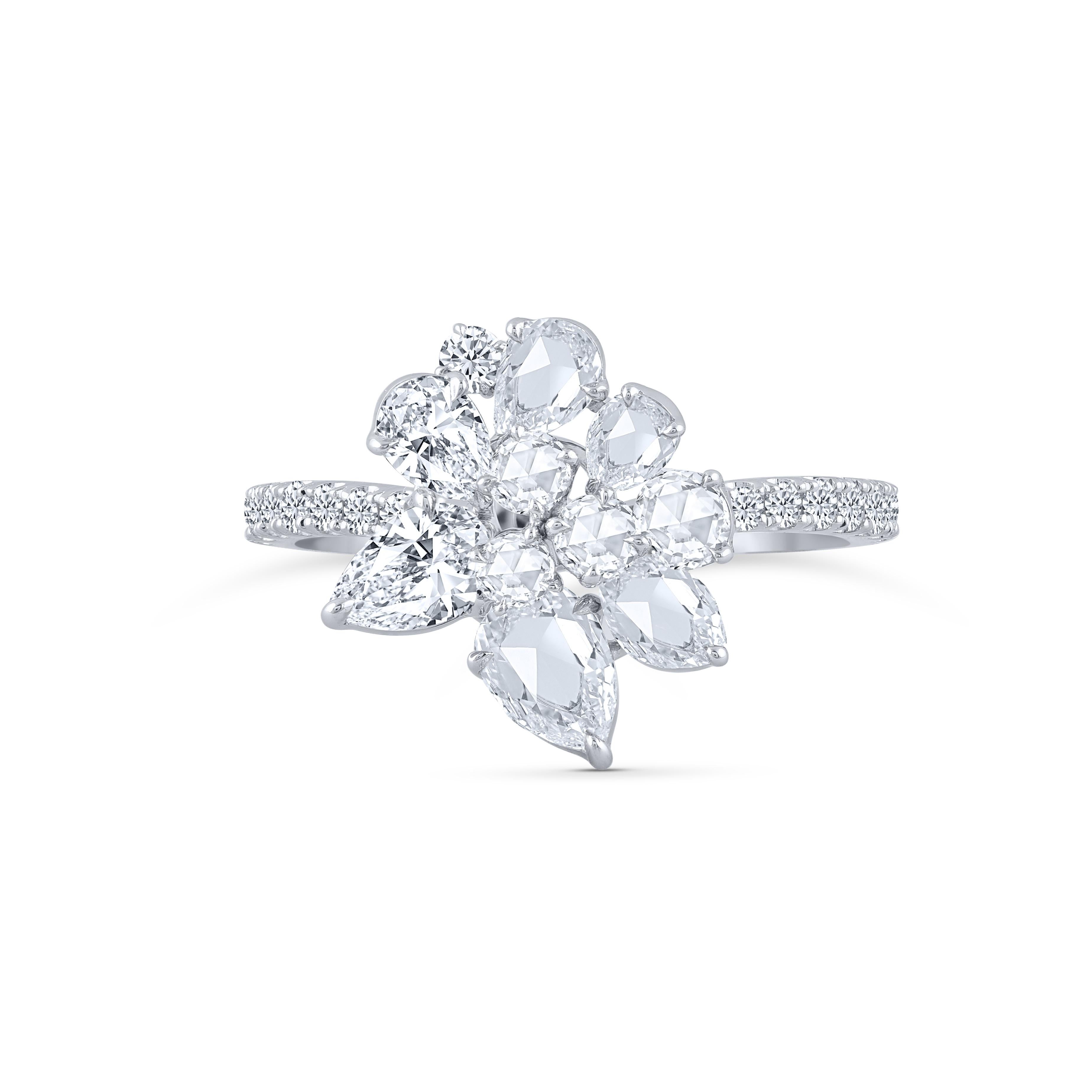 Harakh 1 1/3 Karat farbloser Diamant 18 KT Weißgold Cluster Verlobungsring (Zeitgenössisch) im Angebot