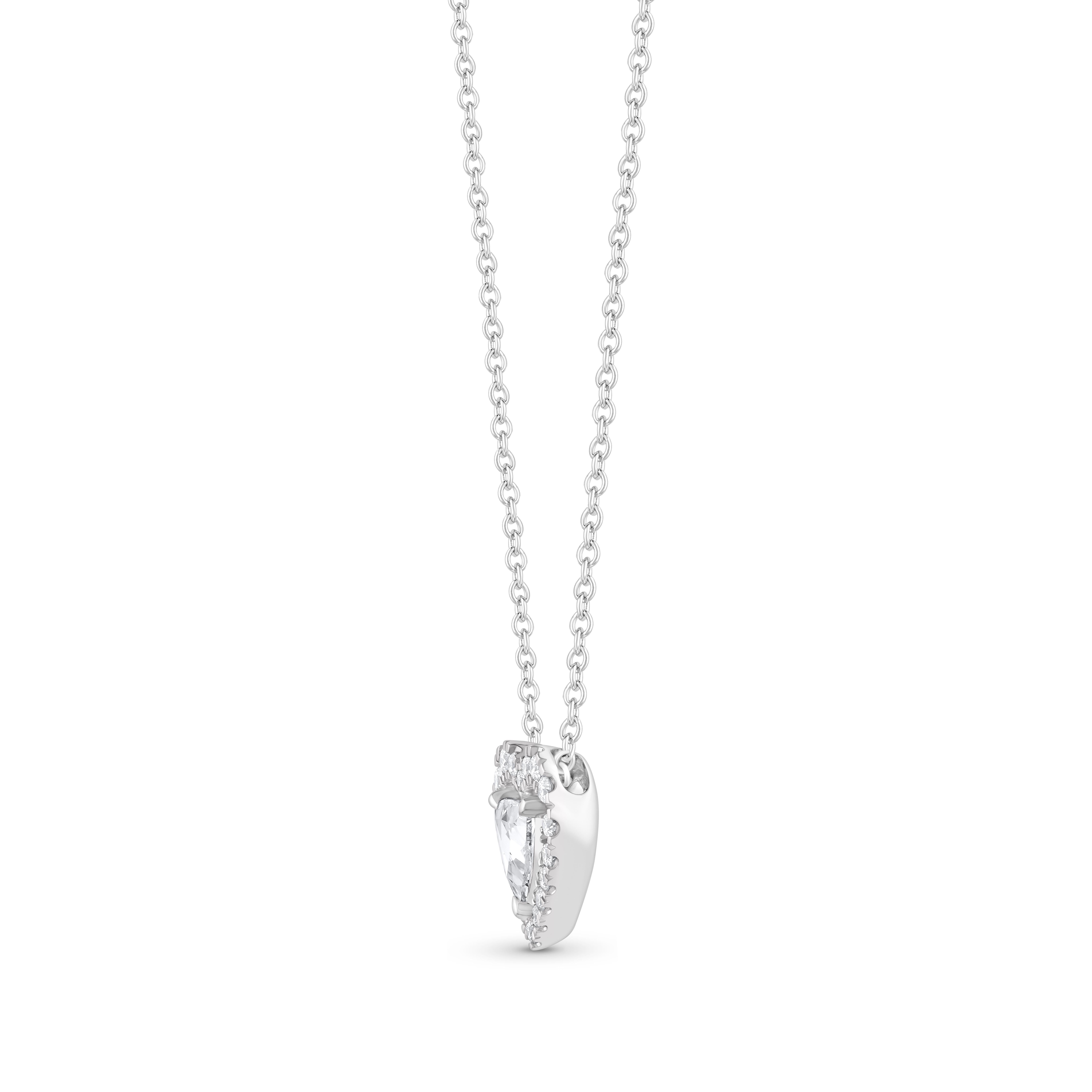 Inspired by the Fragrant Frangipani flower, a symbol of immortality, this elegantly designed pendant is adorned with a harmonious 18 Round Brilliant cut and 1 Rosecut-Trillioncut natural diamonds. A nature-inspired beauty from our Frangipani