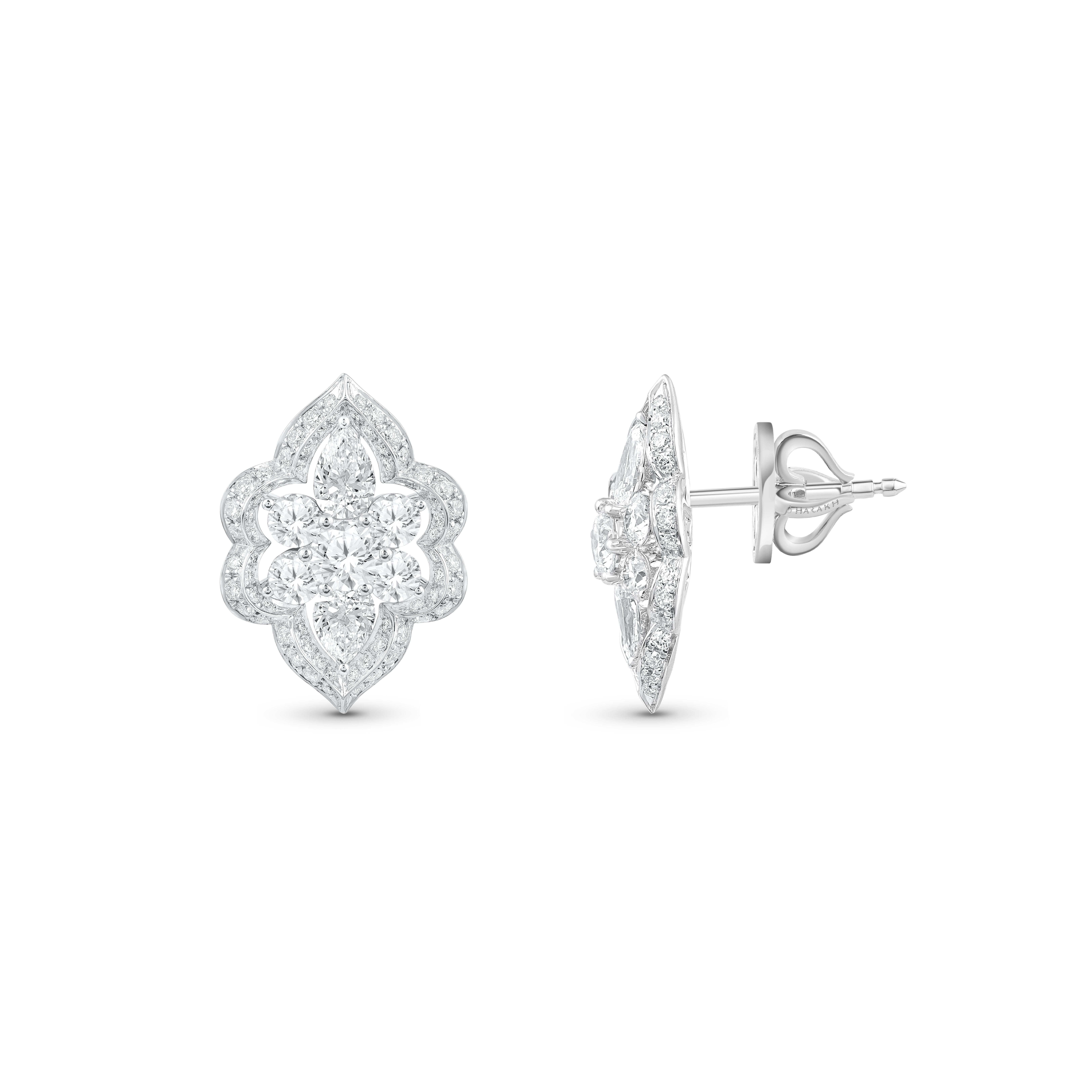 Inspired by the royal palaces of yesteryears, these ultra-feminine and chic, lightweight earrings are from the Mandala collection. Intricately handcrafted in 18K gold, the design features a refined interplay of brilliant-cut and rose-cut diamonds,