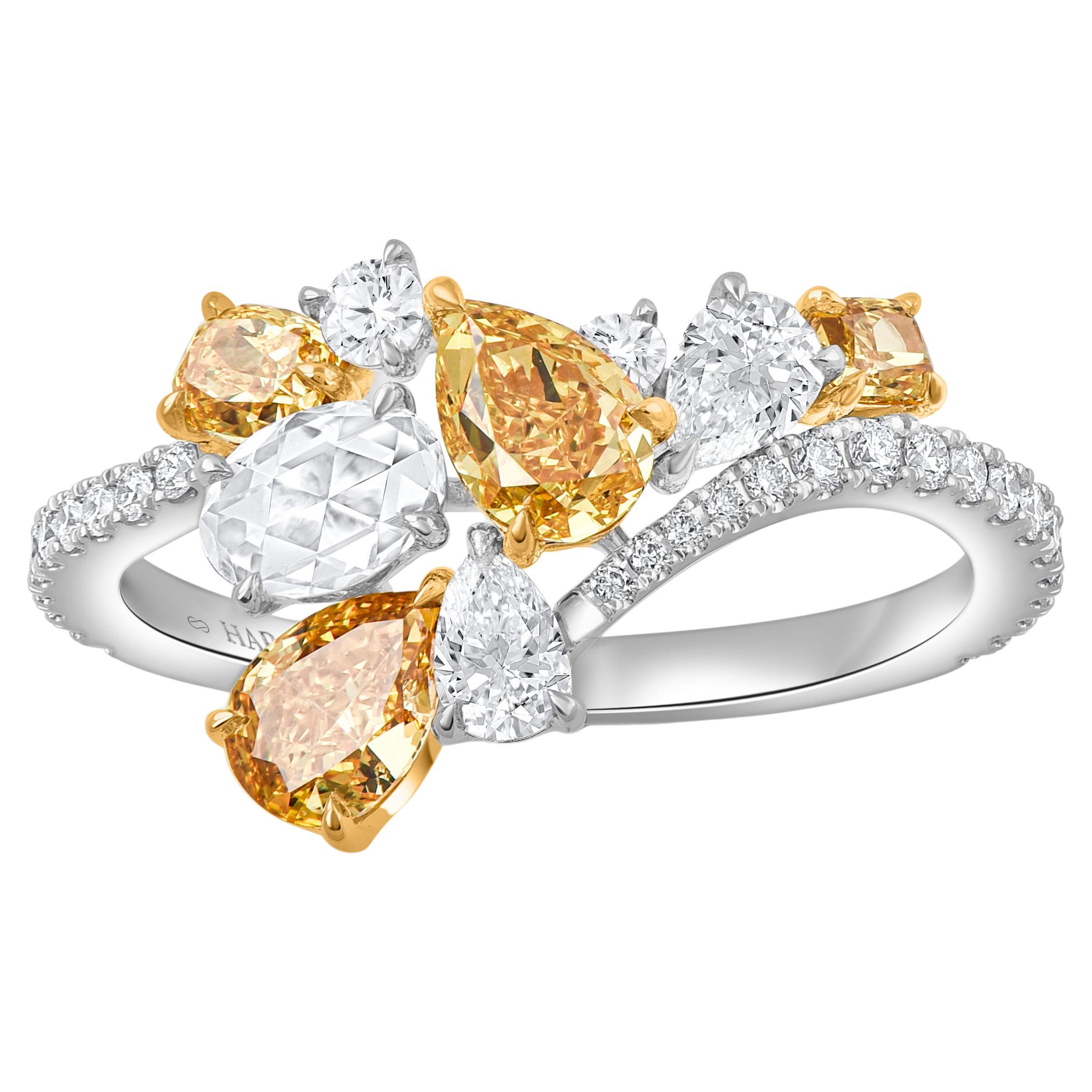 Harakh 1 7/8 CT Brillant-Schliff Natürlicher Farbloser 
Gelber Diamant Cascade Ring im Angebot