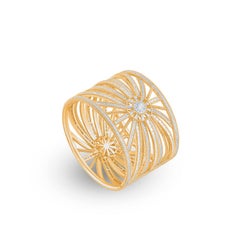 HARAKH 13 3/4 CT Colorless Diamond Sunlight 18K Gold Sunlight Bangle