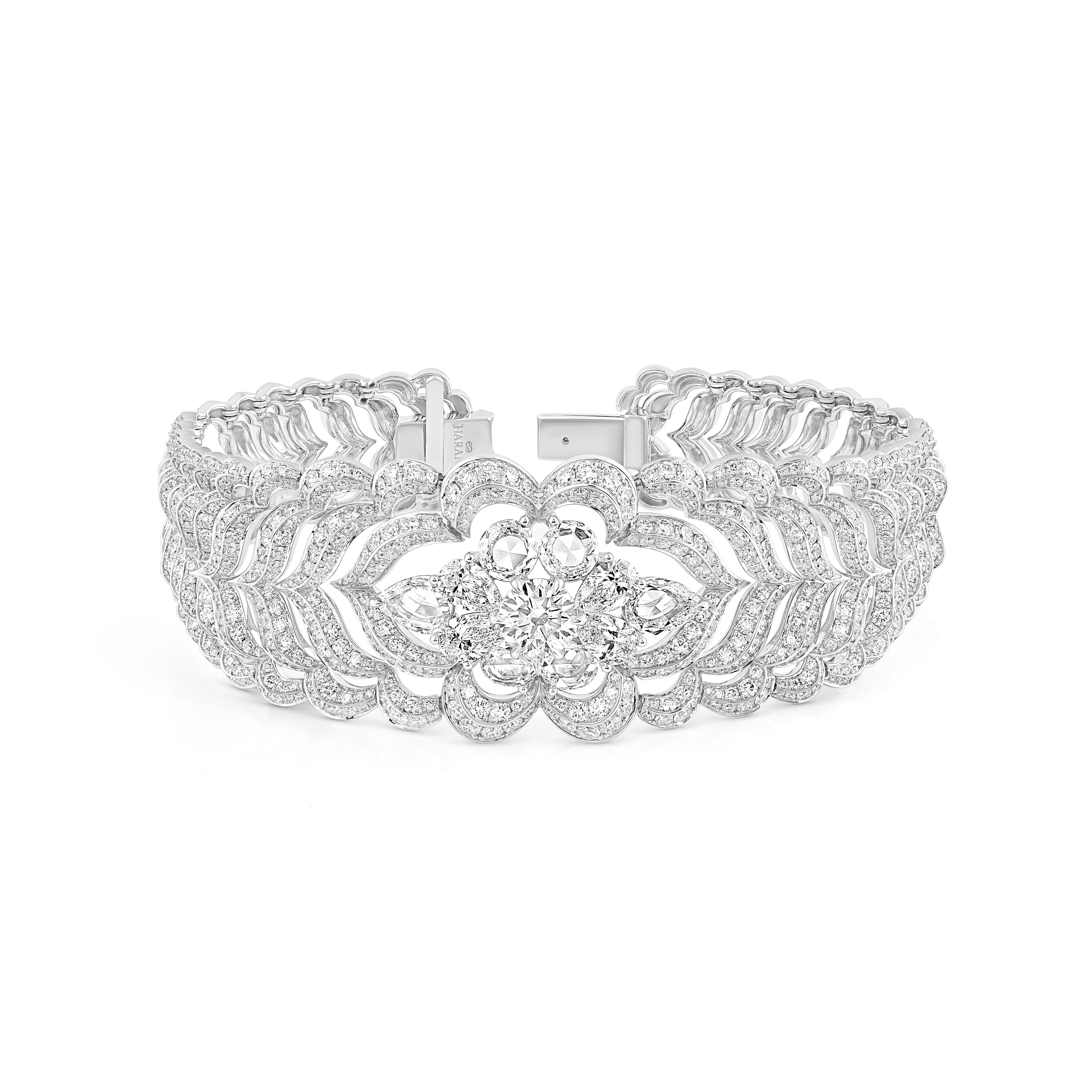 Contemporain Harakh 18 7/8 CT Natural Colorless Diamond Brilliant & Rose Cut Mandala Bracelet en vente