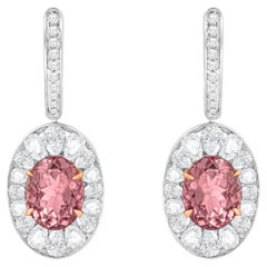 Orecchino a cascata con diamante incolore e tormalina rosa violacea in oro 18KT di Harakh