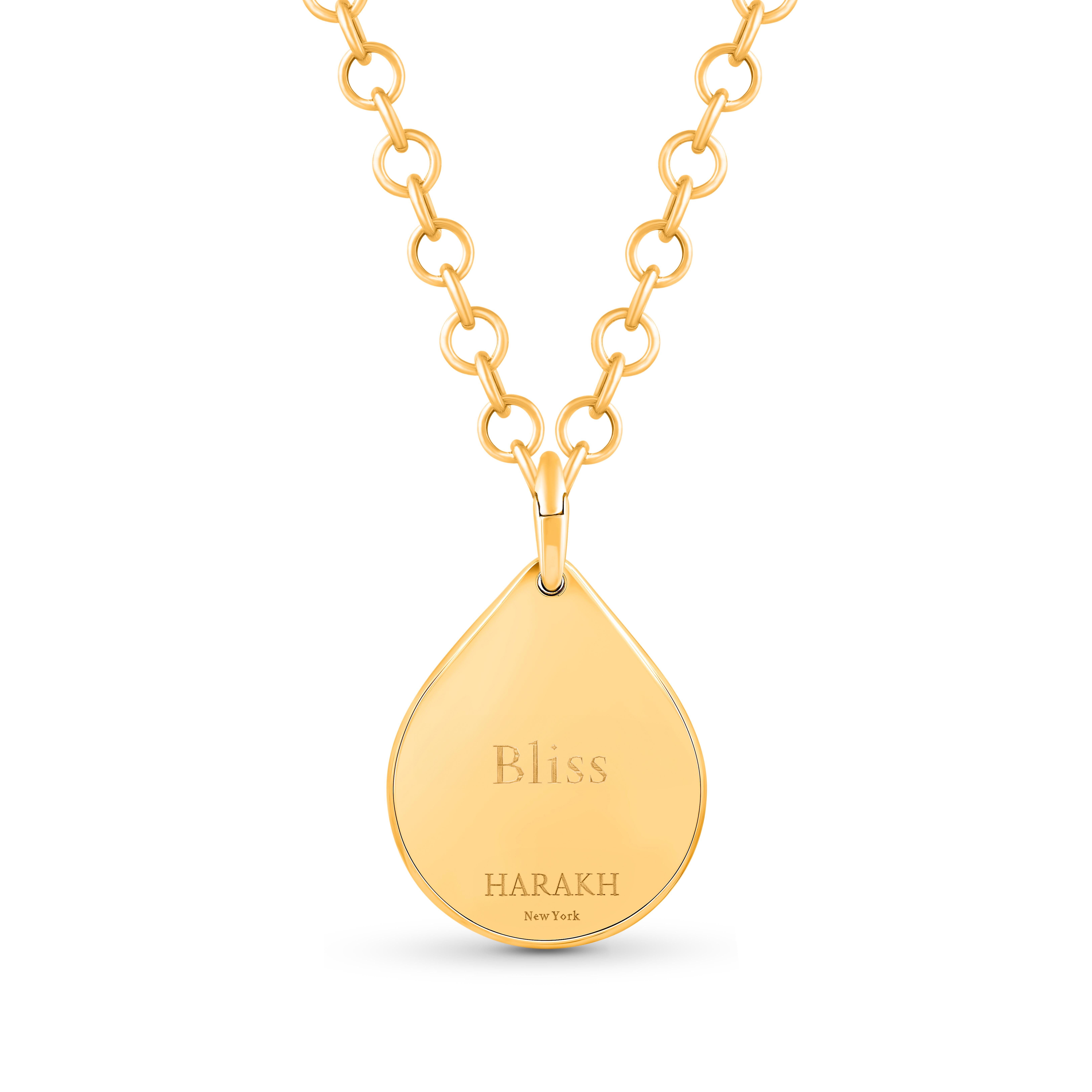 Il ciondolo con il simbolo del marchio della collezione Drops of JOY rappresenta la gioia estrema. La collezione Drops of JOY si ispira a simboli di buon auspicio e a icone spiritualmente significative che, secondo molte culture, invitano a energie