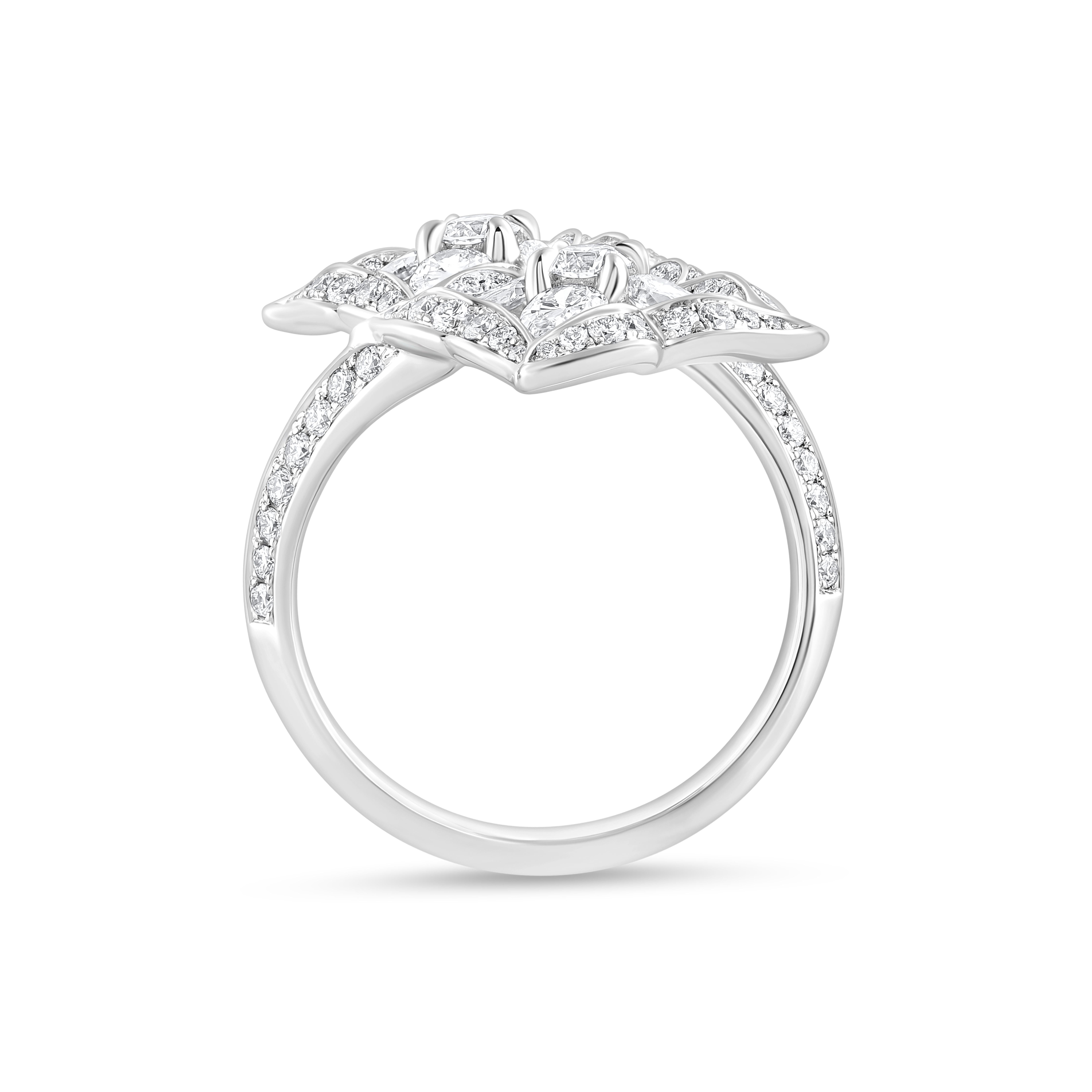 Moderne HARAKH, bague Mandala duo courbe en or blanc 18 carats et diamants incolores 2 1/4 carats en vente