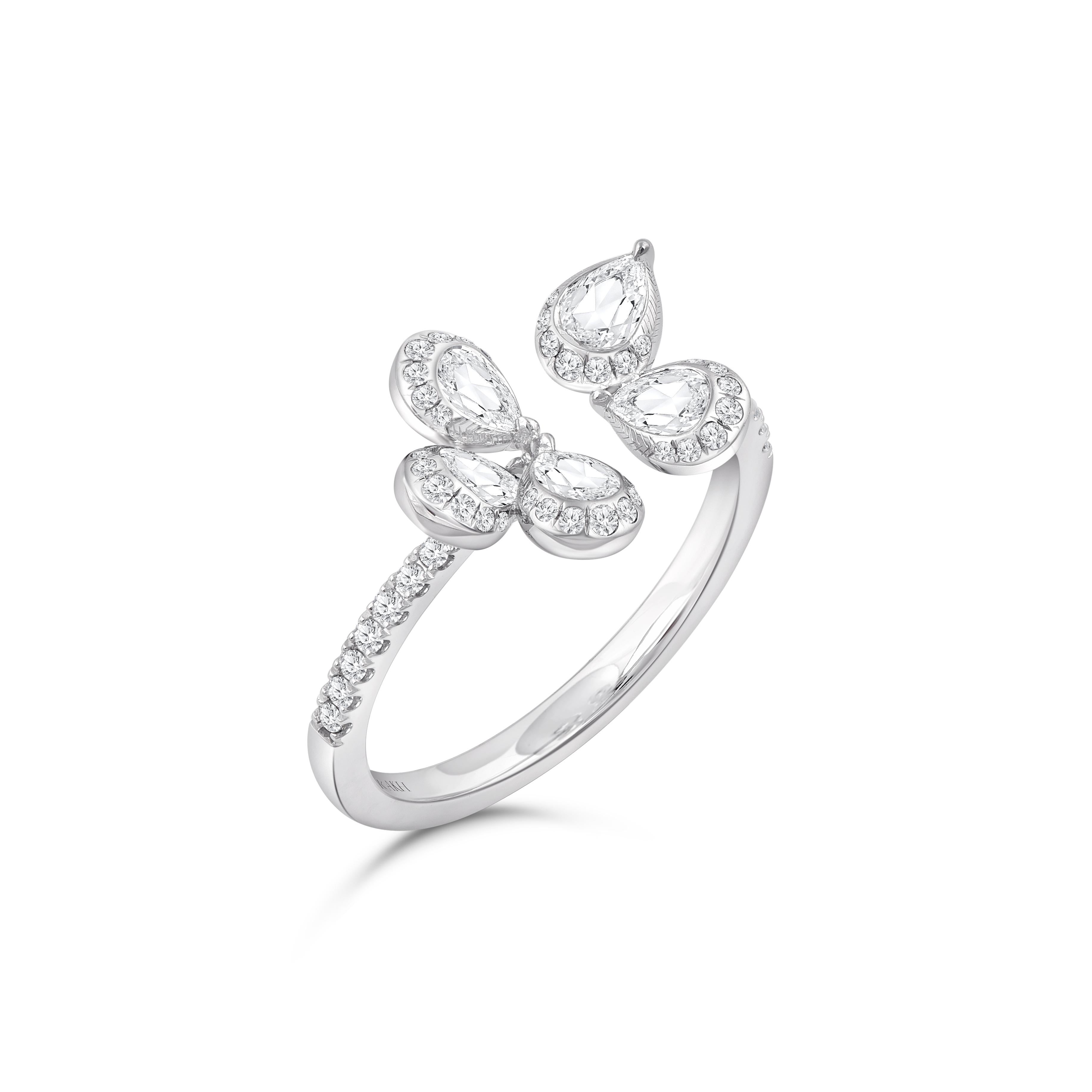 Ein wunderschönes Arrangement von Diamanten im Brillant- und Rosenschliff bilden diesen Ring, der Teil unserer Cascade-Kollektion ist. Besetzt mit 52 runden,  5 Diamanten im Rosenschliff mit Birne. 

Inspiriert von der Schönheit eines natürlich