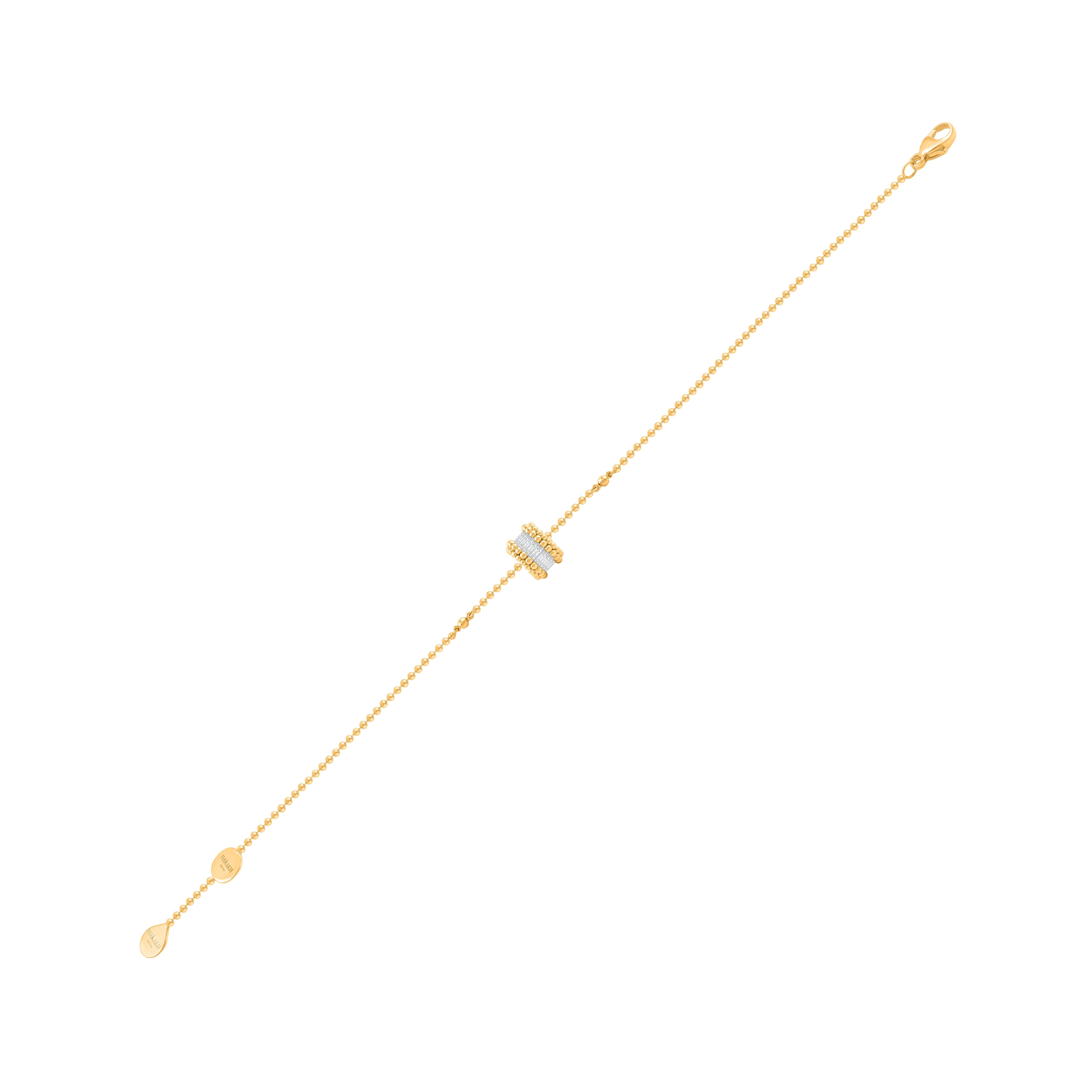 Inspiré par le voyage des rayons du soleil à travers l'espace et le temps pour illuminer notre monde, le bracelet est constellé de diamants baguettes taille brillant. Une forme artisanale de broderie connue sous le nom de Pota est recréée