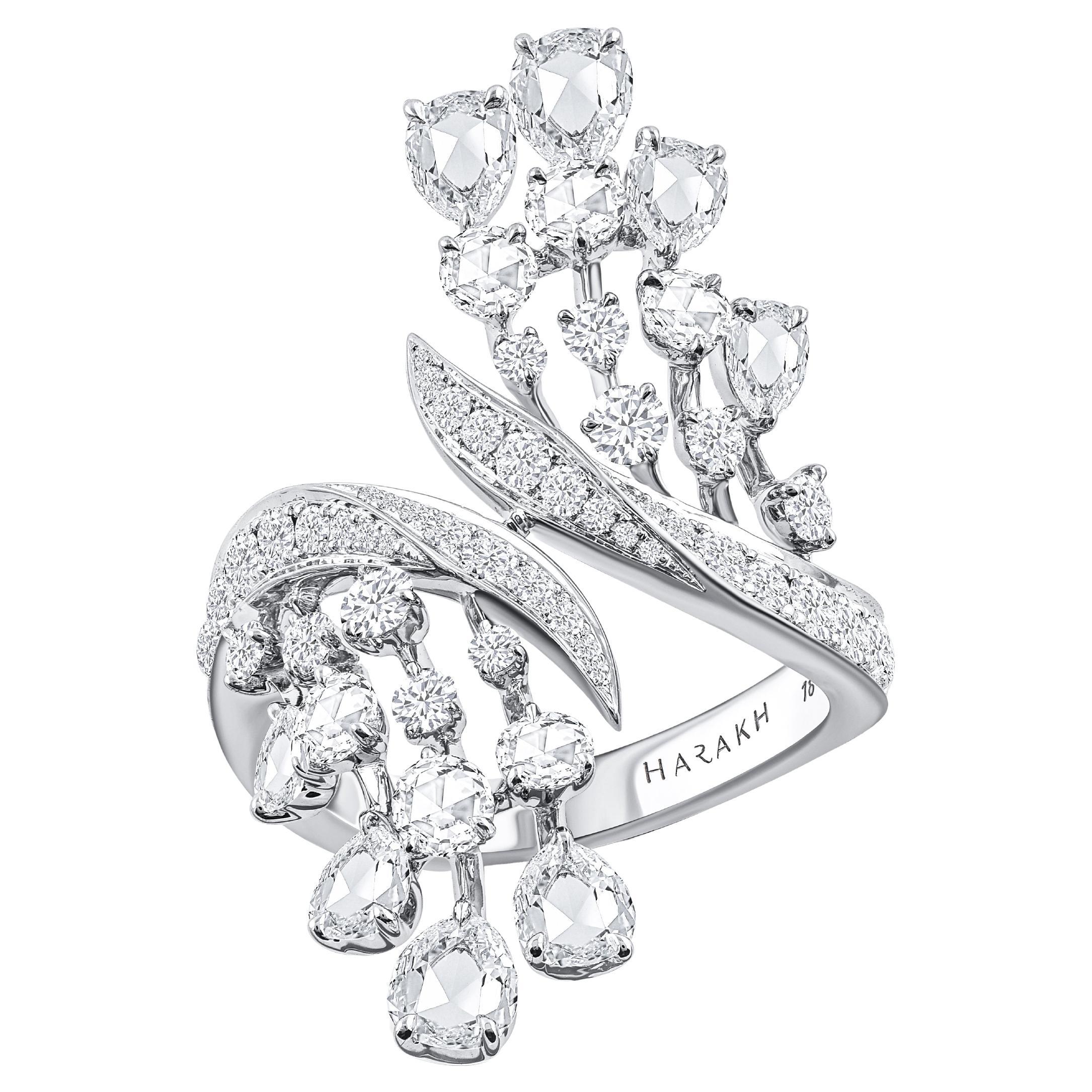Anello cocktail a cascata con diamanti incolori da 3 carati di Harakh in oro bianco 18 carati